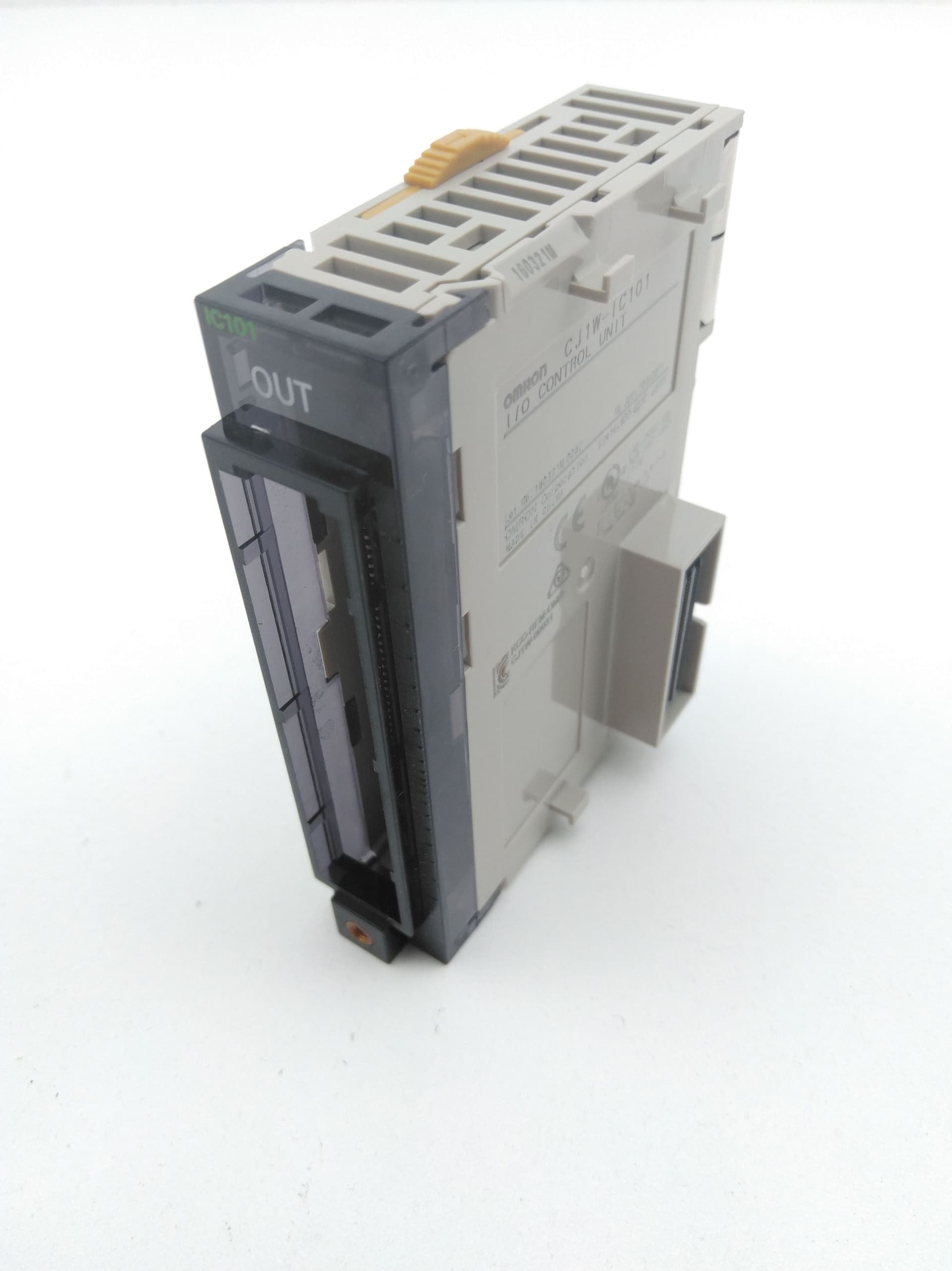 Omron CJ1W-IC101 I/O Control Unit