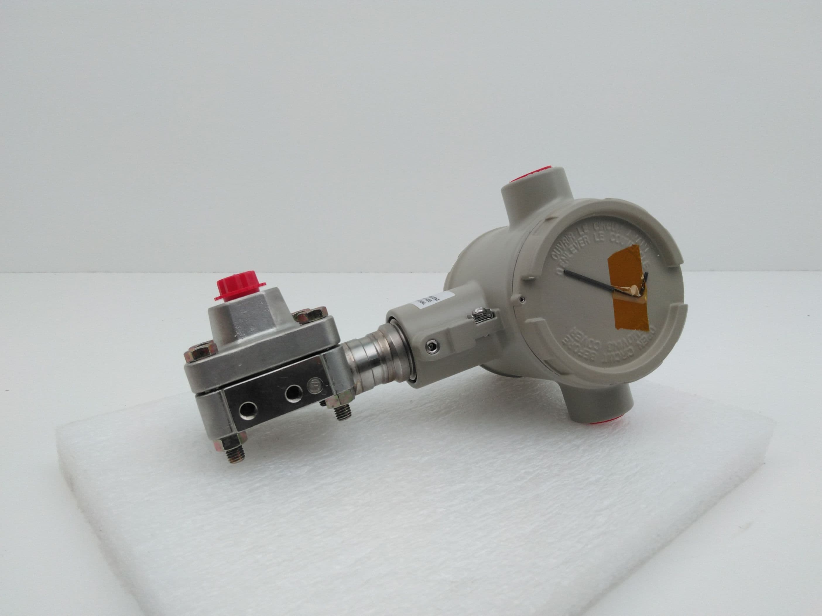 Honeywell STG140-E1G-00000-DE,MB,1C+XXXX Smart Pressure Transmitter, ST3000