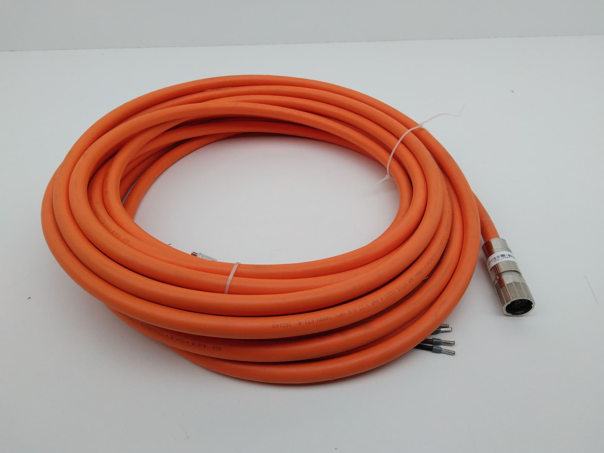 B&R Automation 8BCH0015.1312A-0 Hybrid Motor Cable, 15M