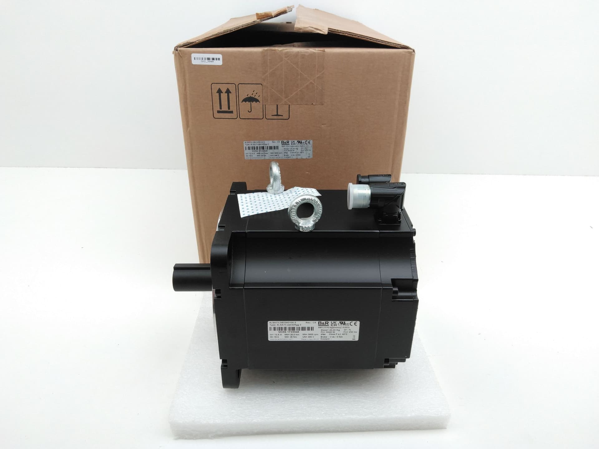 B&R 8LSA73.DB030D100-3 Synchronous Motor 3,000RPM 26Nm 560VDC 12.58A 5P Rev. C8
