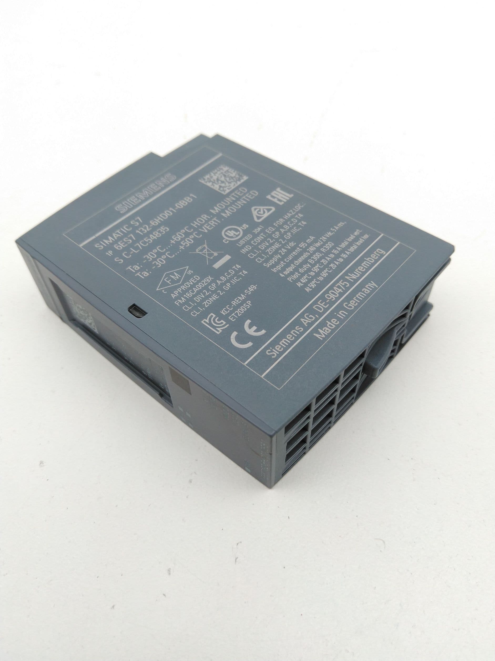Siemens 6ES7132-6HD01-0BB1 Relay Module RQ NO 4x120VDC-230VAC/5A ST