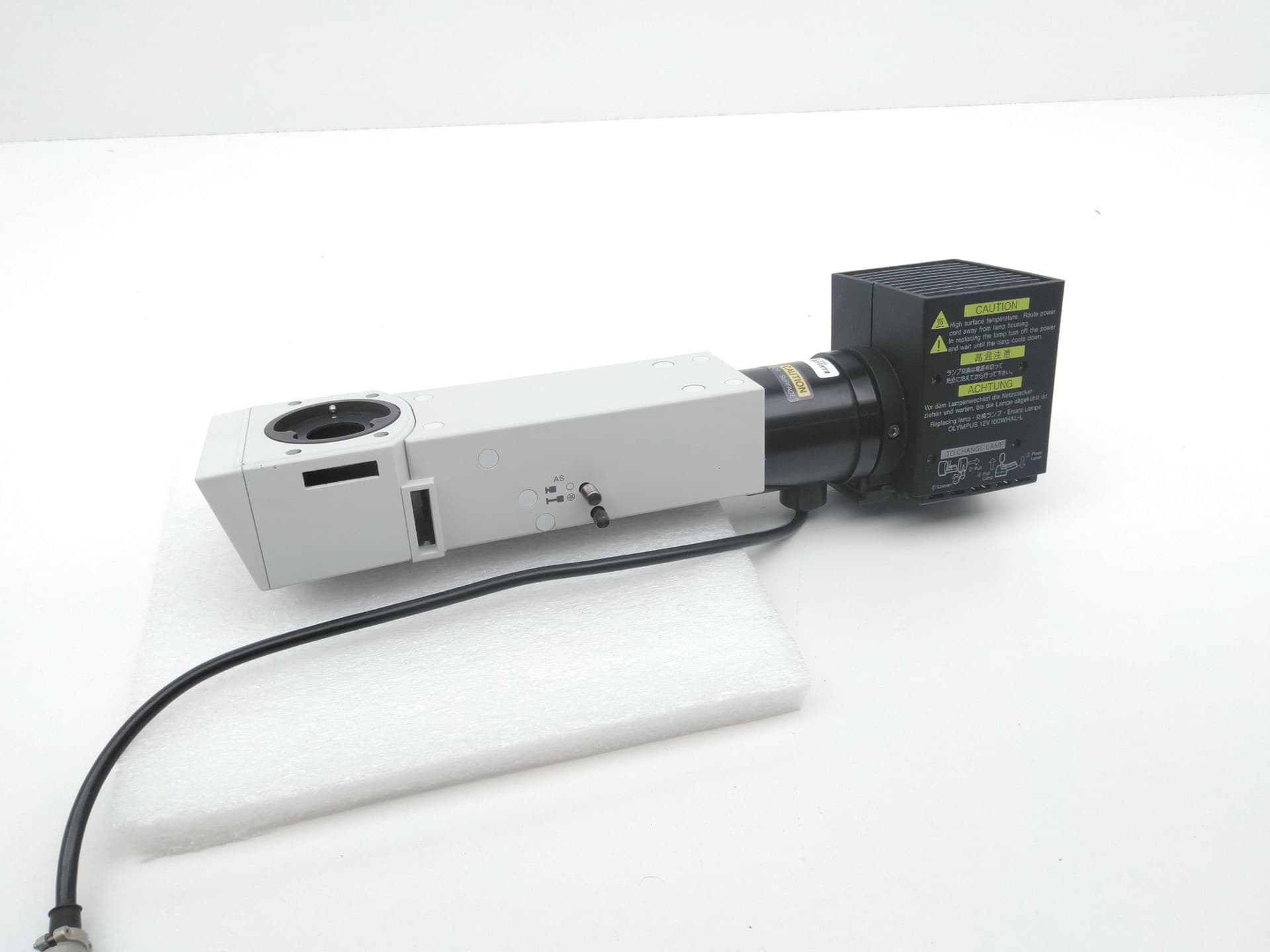 Olympus U-KMA100 Vertical Illuminator w/12V 100W Halogen lamp