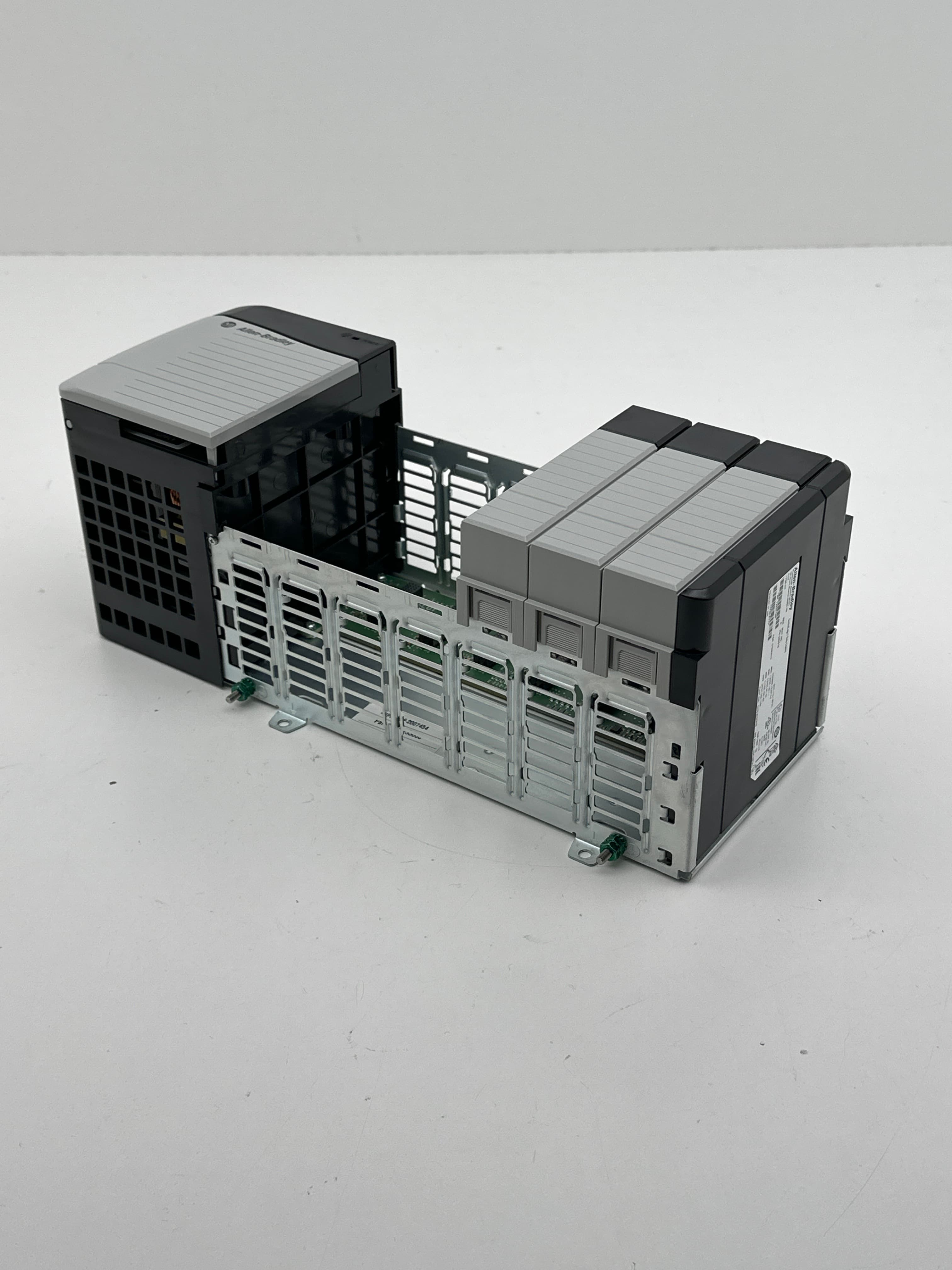 Allen-Bradley 1756-PB72 Power Supply, Ser C w/ 1756-A7 Ser C 7 Slot Chassis