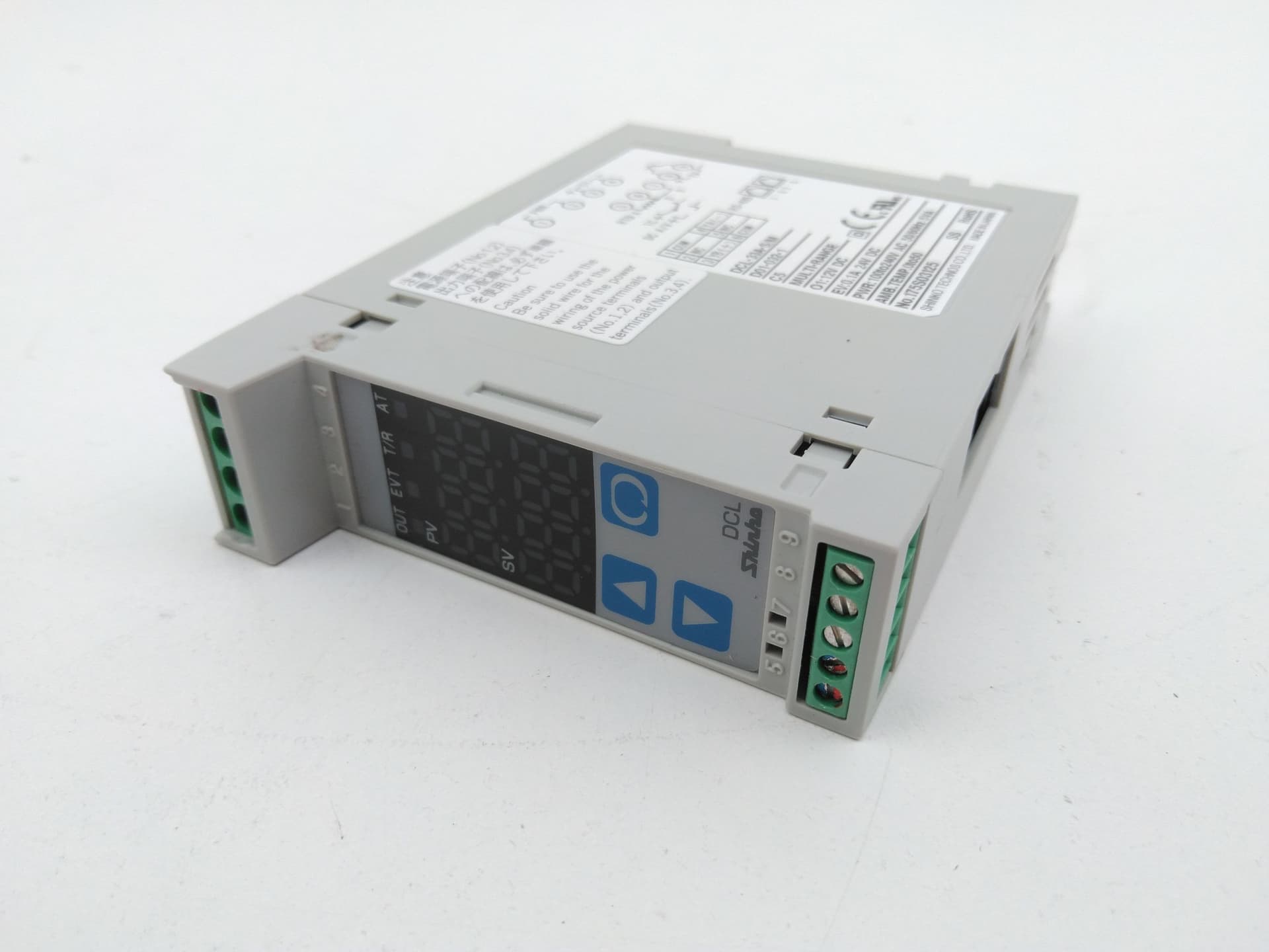Shinko DCL-33A-S/M Multi-Range Temperature Controller