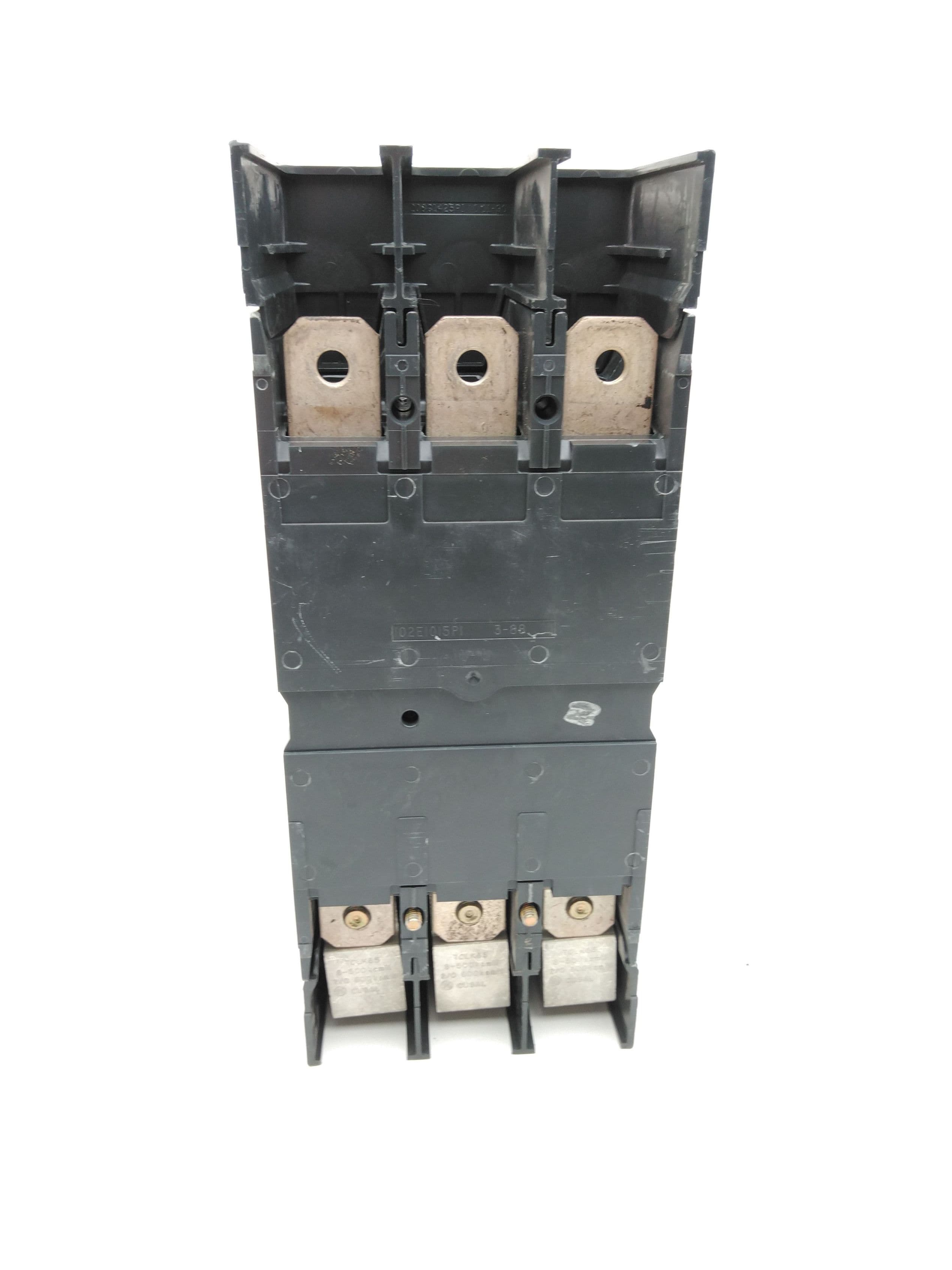 General Electric SGPA36AT0400 Circuit Breaker 3P, 600VAC, 400A w/ SRPG400A Plug