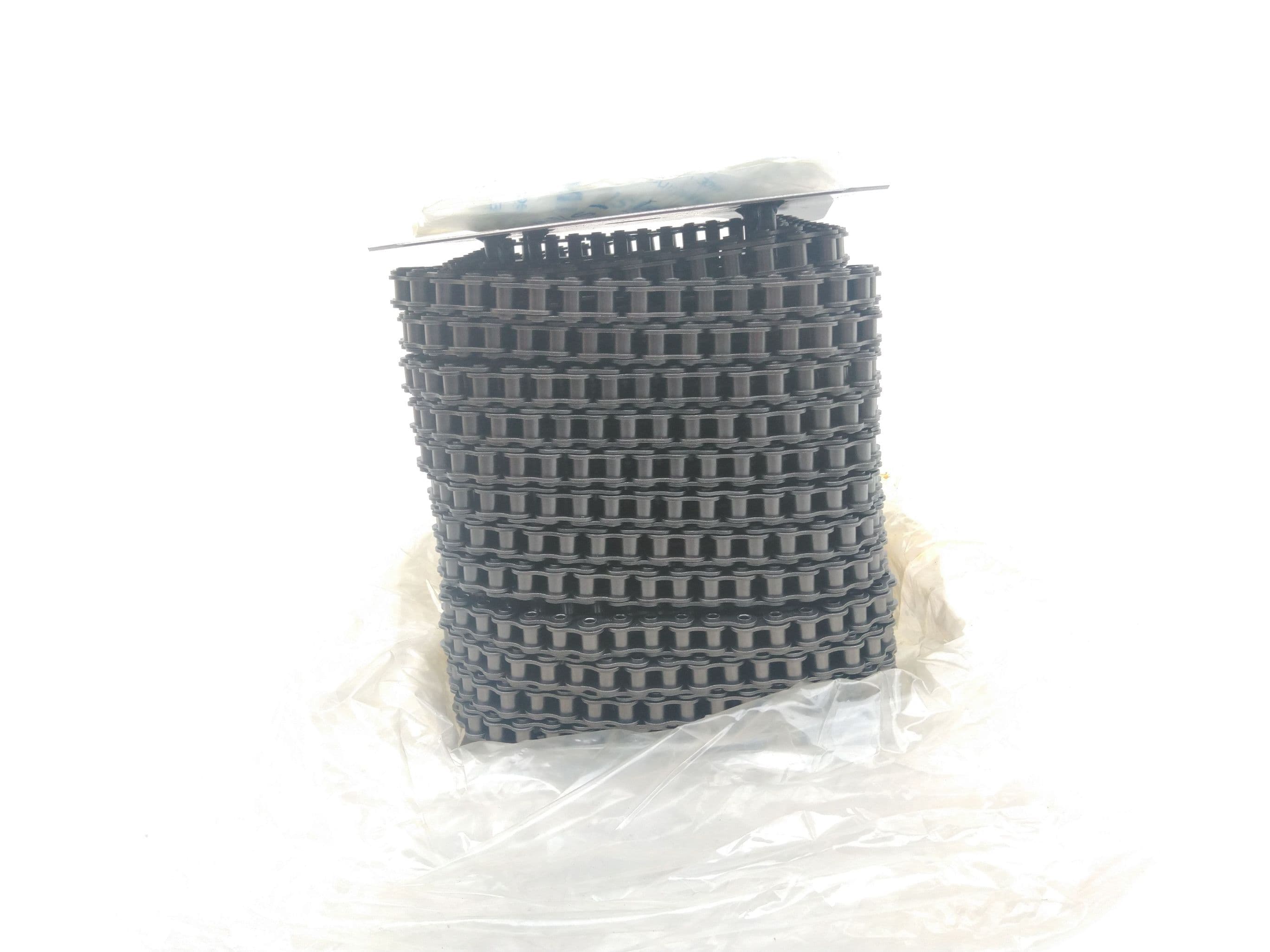 Senqcia Corp 40 HP Roller Chain, 100' Roll, w/ 10 master links