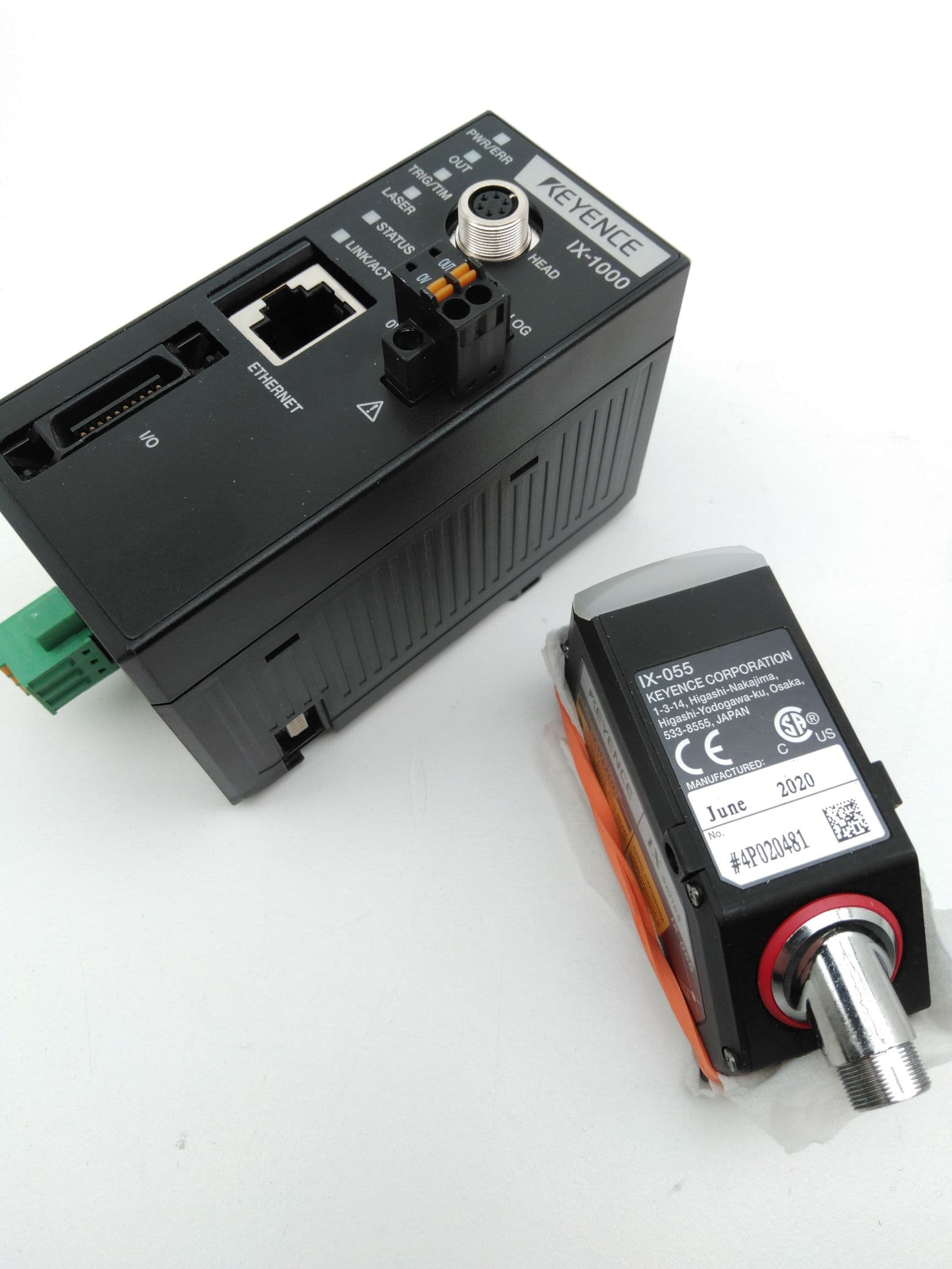 Keyence IX-055 Sensor Head, 55mm w/ IX-1000 Sensor Amplifier Main unit