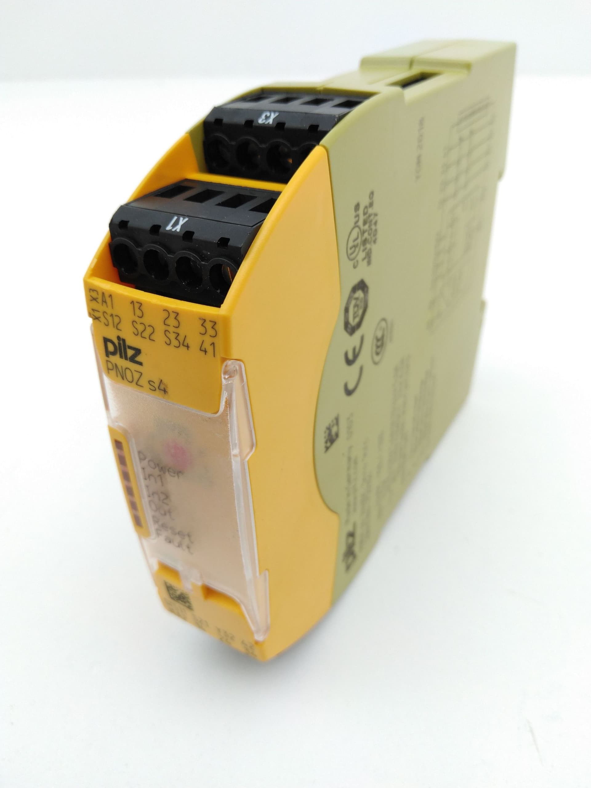 Pilz 750104 PNOZ S4 24VDC 3N/O 1N/C Safety Relay Module