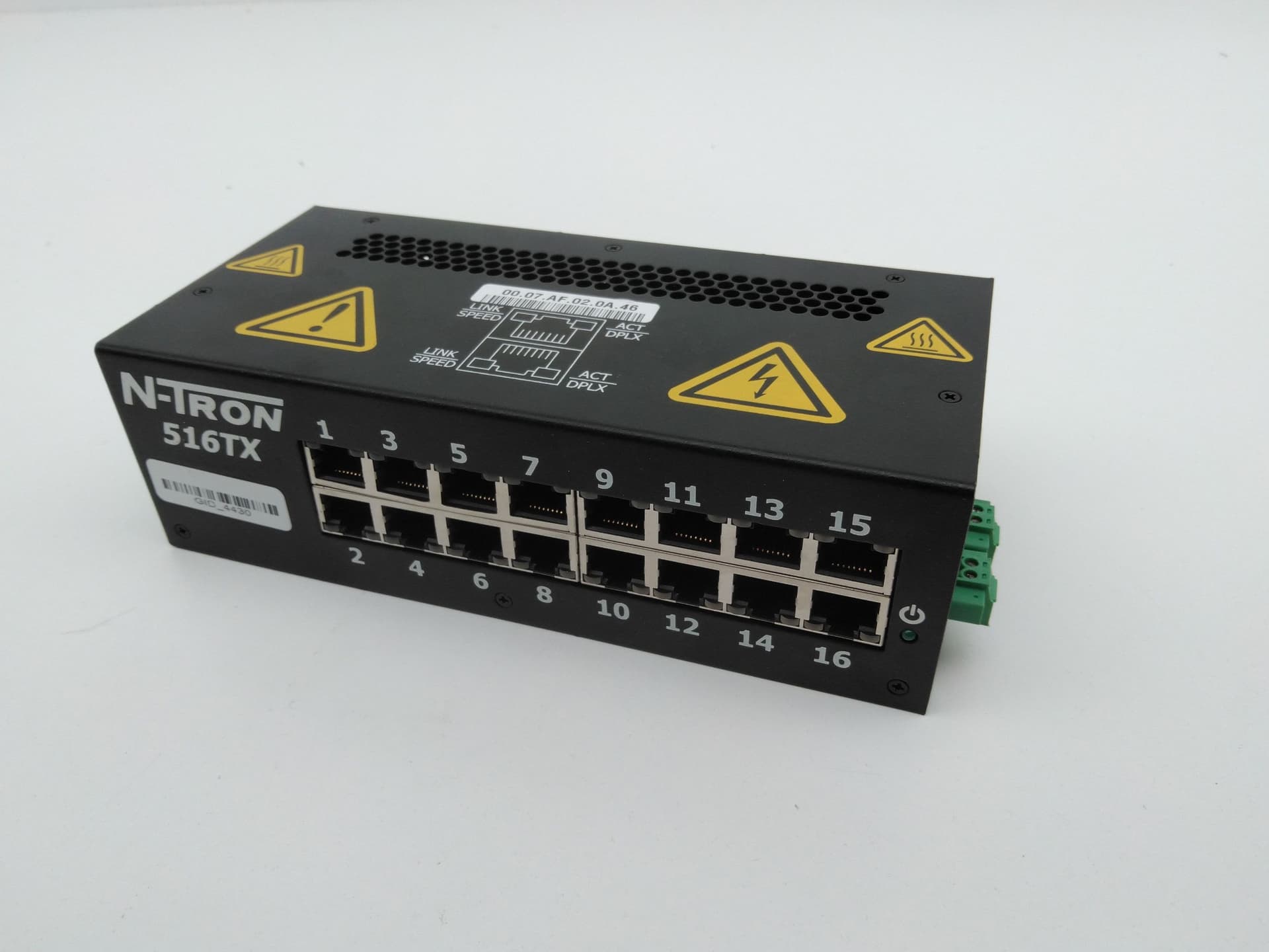 N-TRON 516TX-A 16 Port Industrial Ethernet Switch, PNP, 10-30VDC