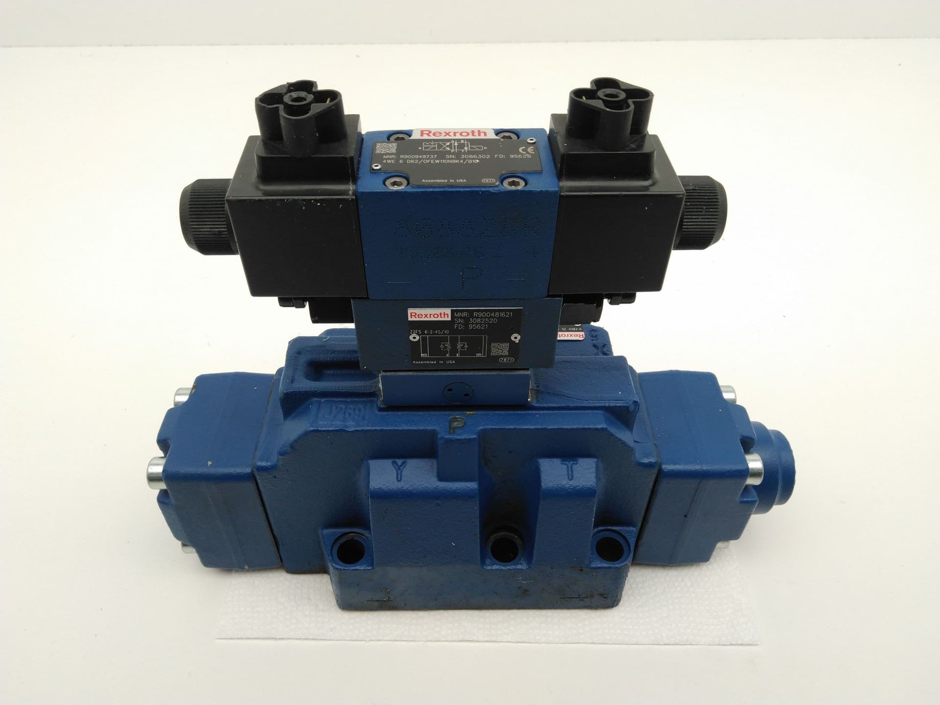 Bosch Rexroth H-4WEH 25C68 6EW110N9ES2K4 Directional Spool Valve Pilot Oper.
