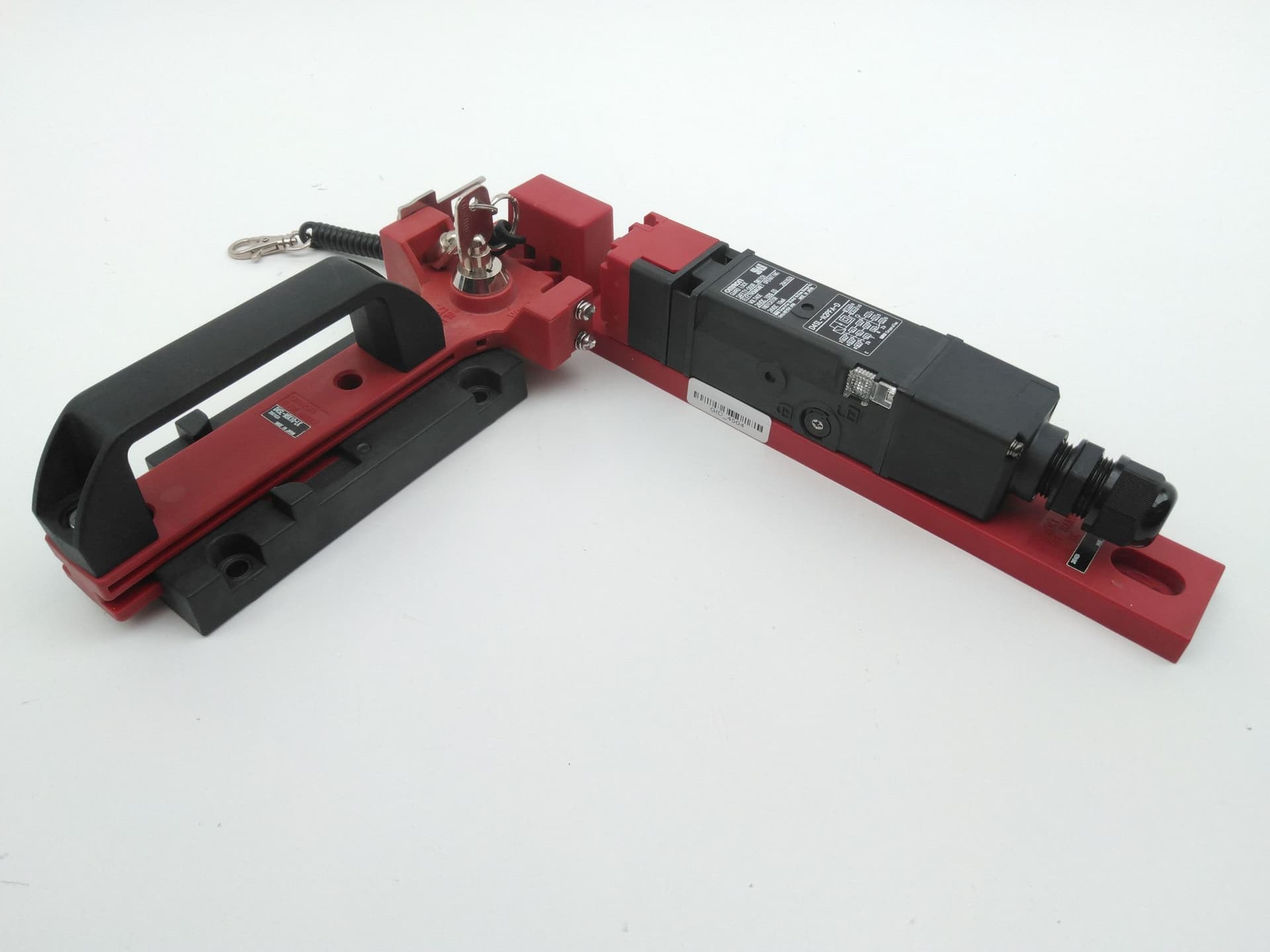 Omron D4SL-N2PFA-D Interlock Switch w/ D4SL-NSK10-LK Slide Interlock Accessory