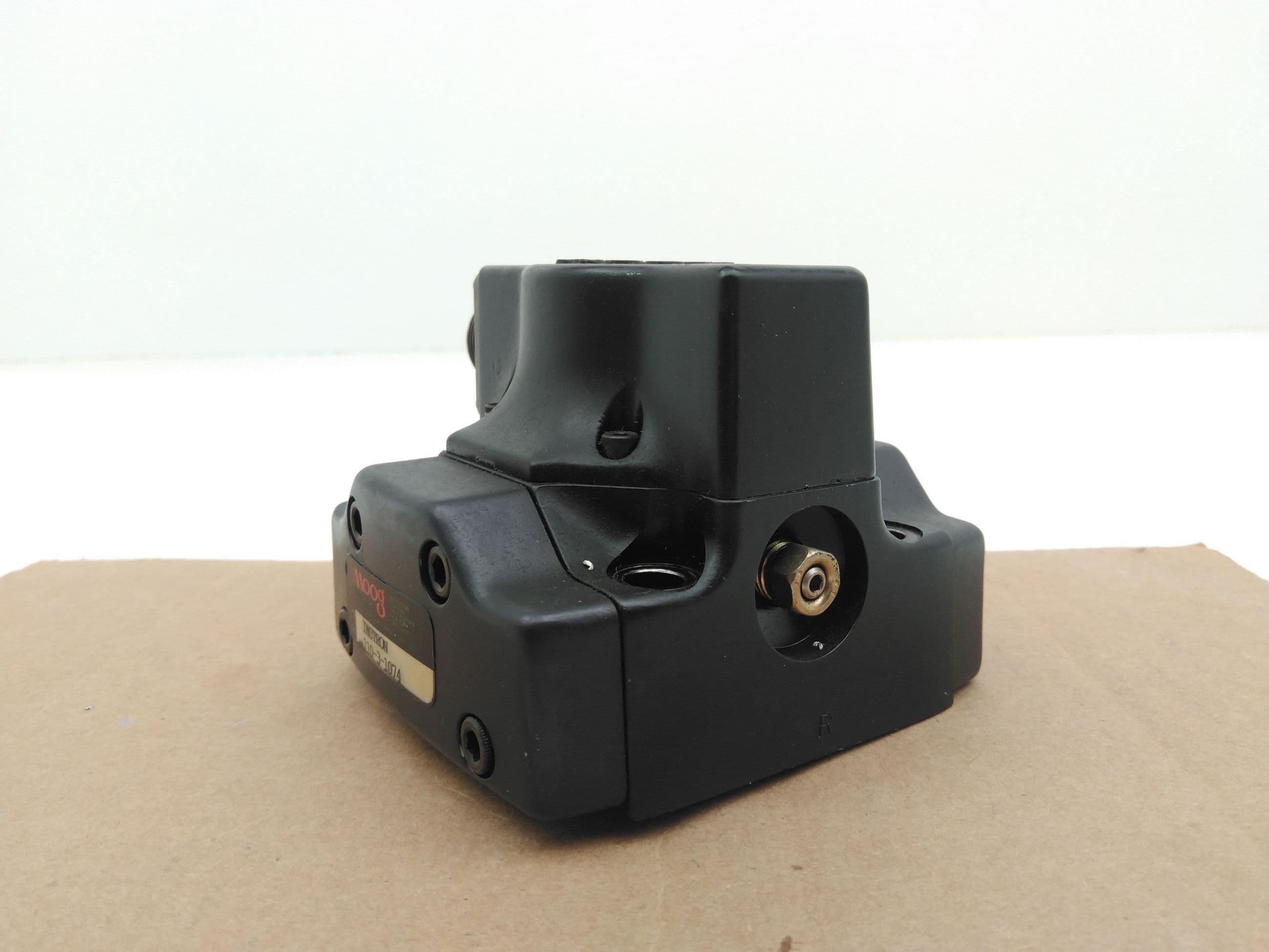 Moog Controls 760-723A Electrohydraulic Servo Valve, Instron