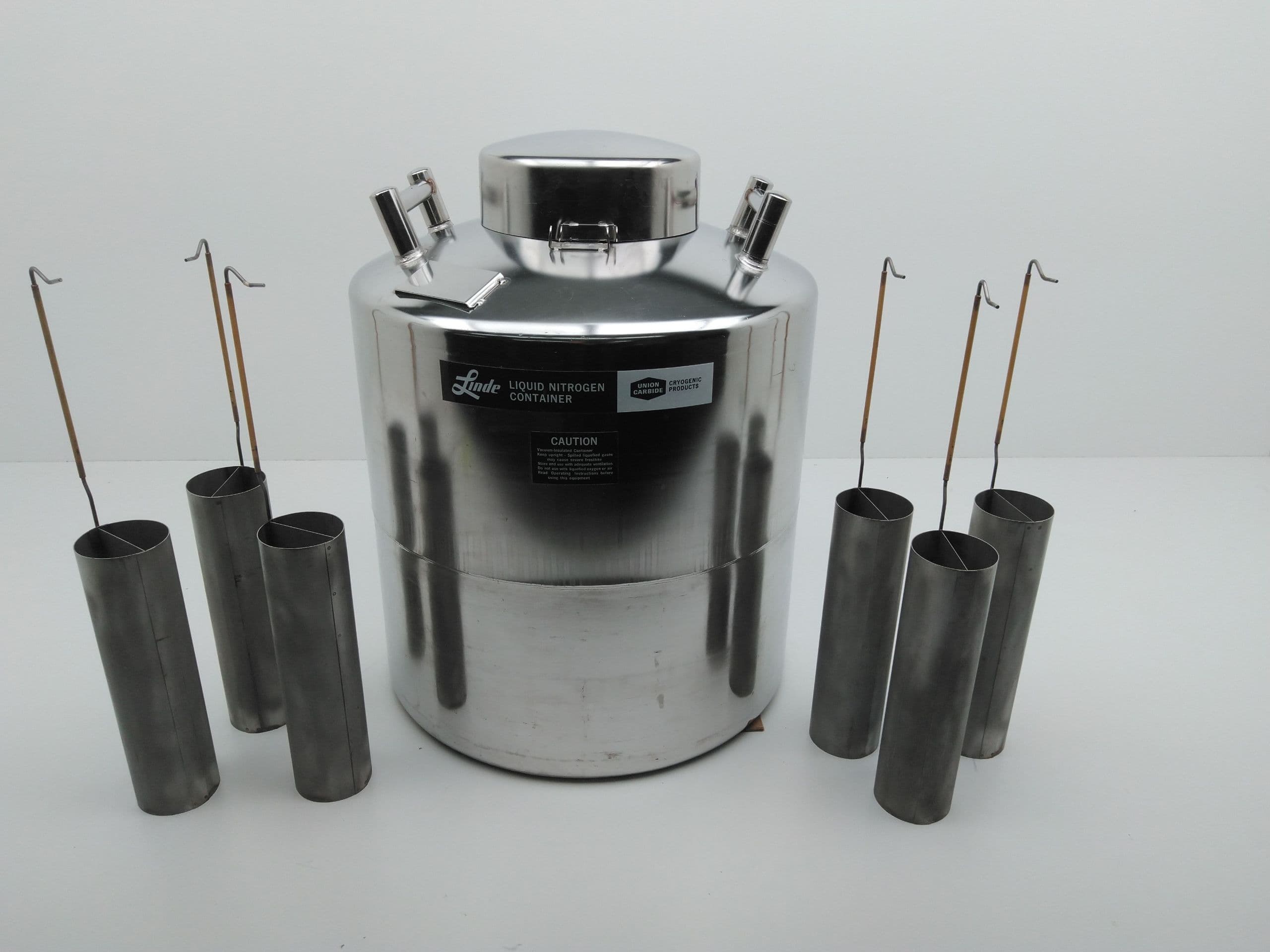 Linde LR-25-6 25L Cryogenic Dewar with Storage System