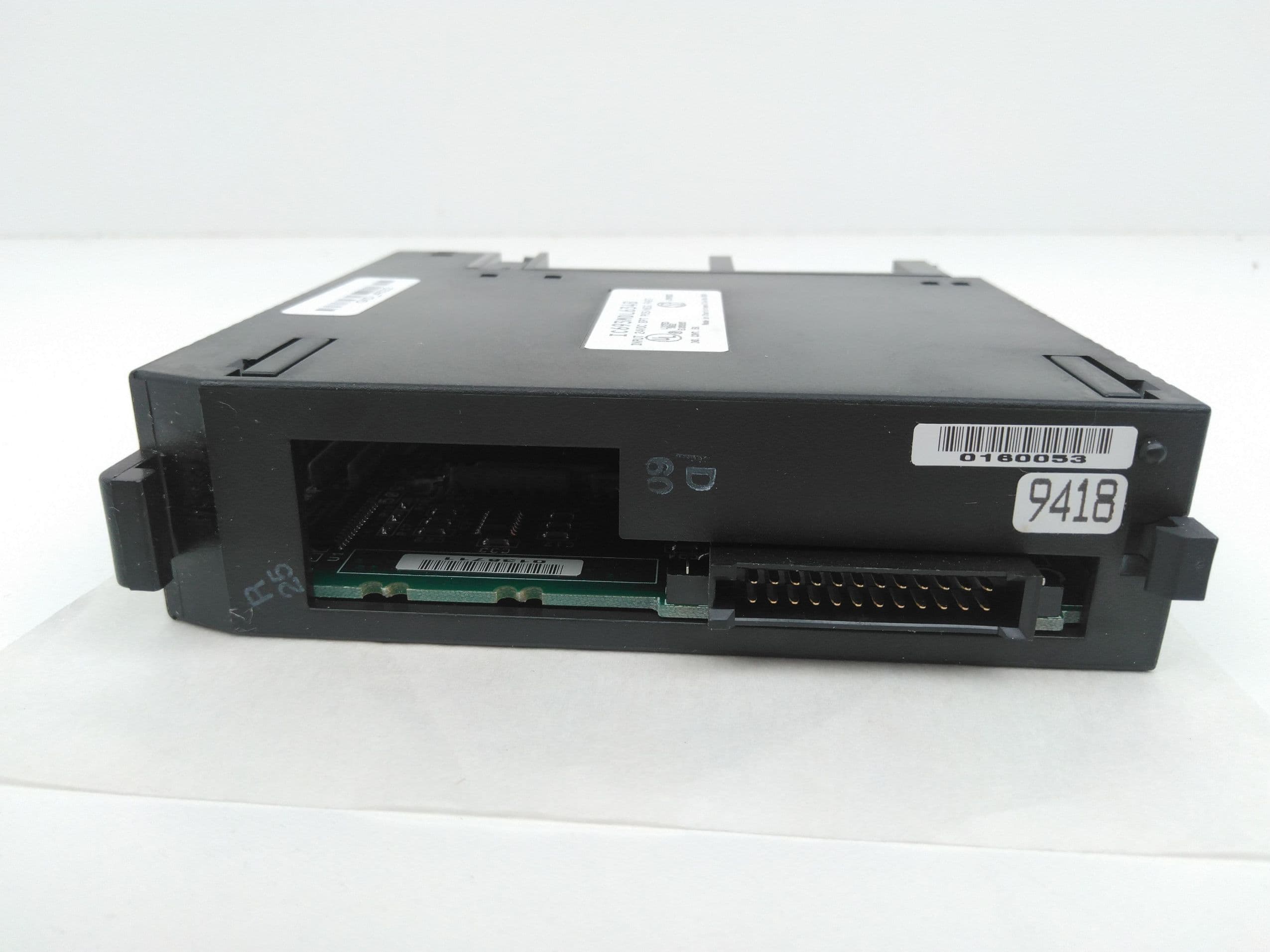 GE Fanuc IC693MDL634B Negative/Positive Logic Input Module, 8 Point, 24VDC