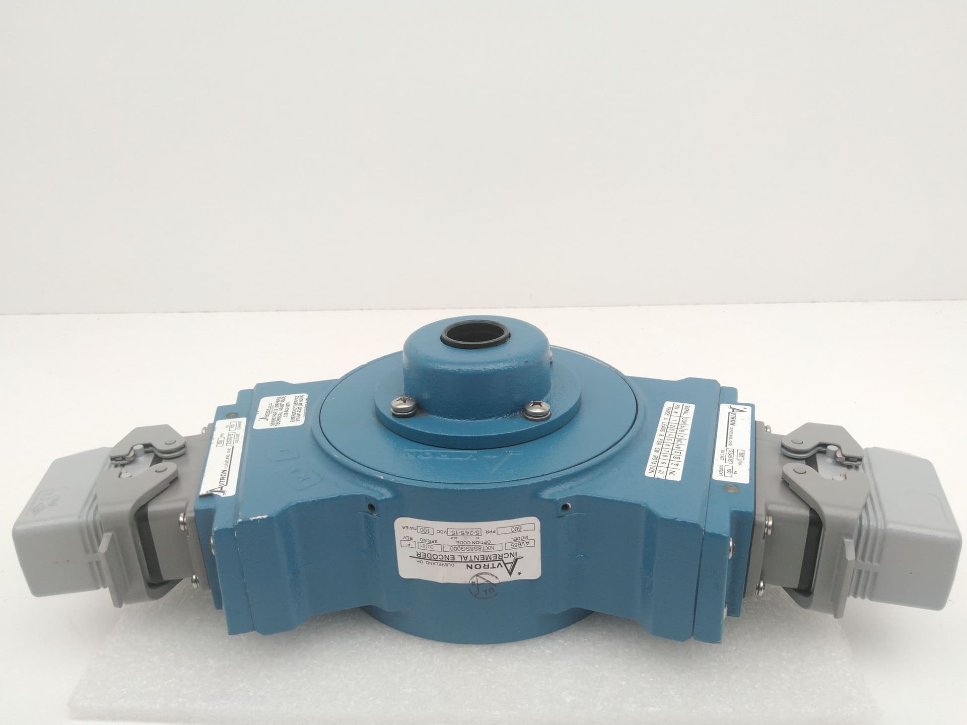 Avtron AV685 NXT8S8SG000 Rev F SMARTach III Incremental Encoder
