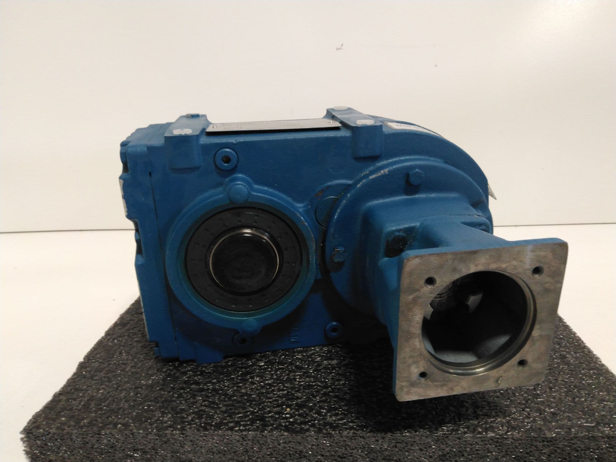 Sew-Eurodrive FAZ37AQA80/1 Speed Reducer Gearbox Parallel Shaft Ratio 86:53