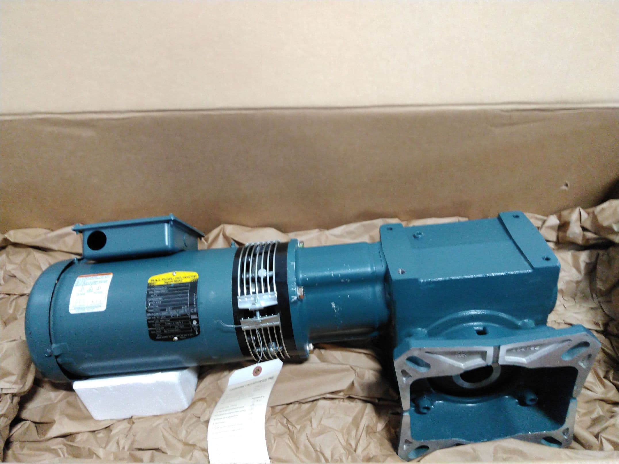 Baldor VEUHM3554, FK30A30H14RH Motor/Gear Reducer Assm,1.5HP, 30:1 W/Brake