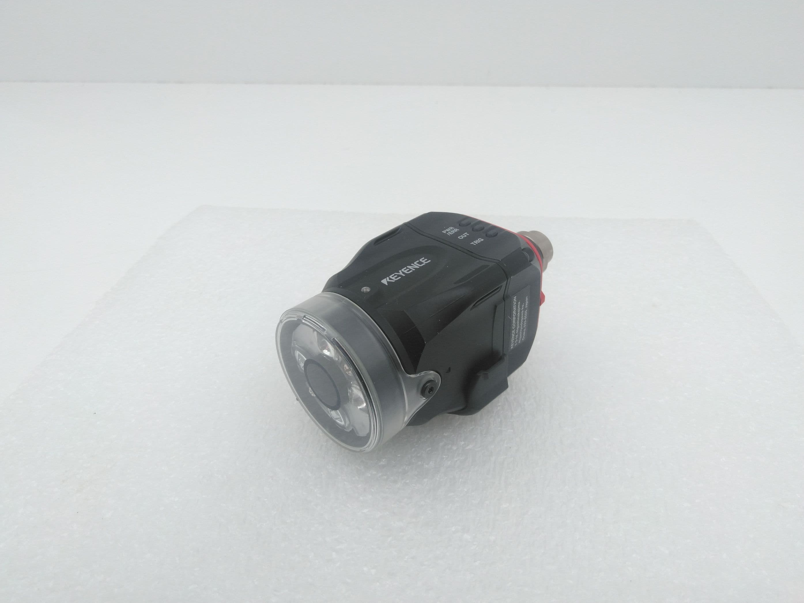 Keyence IV-500CA Vision Sensor Standard Distance, Color, Automatic Focus, 24VDC