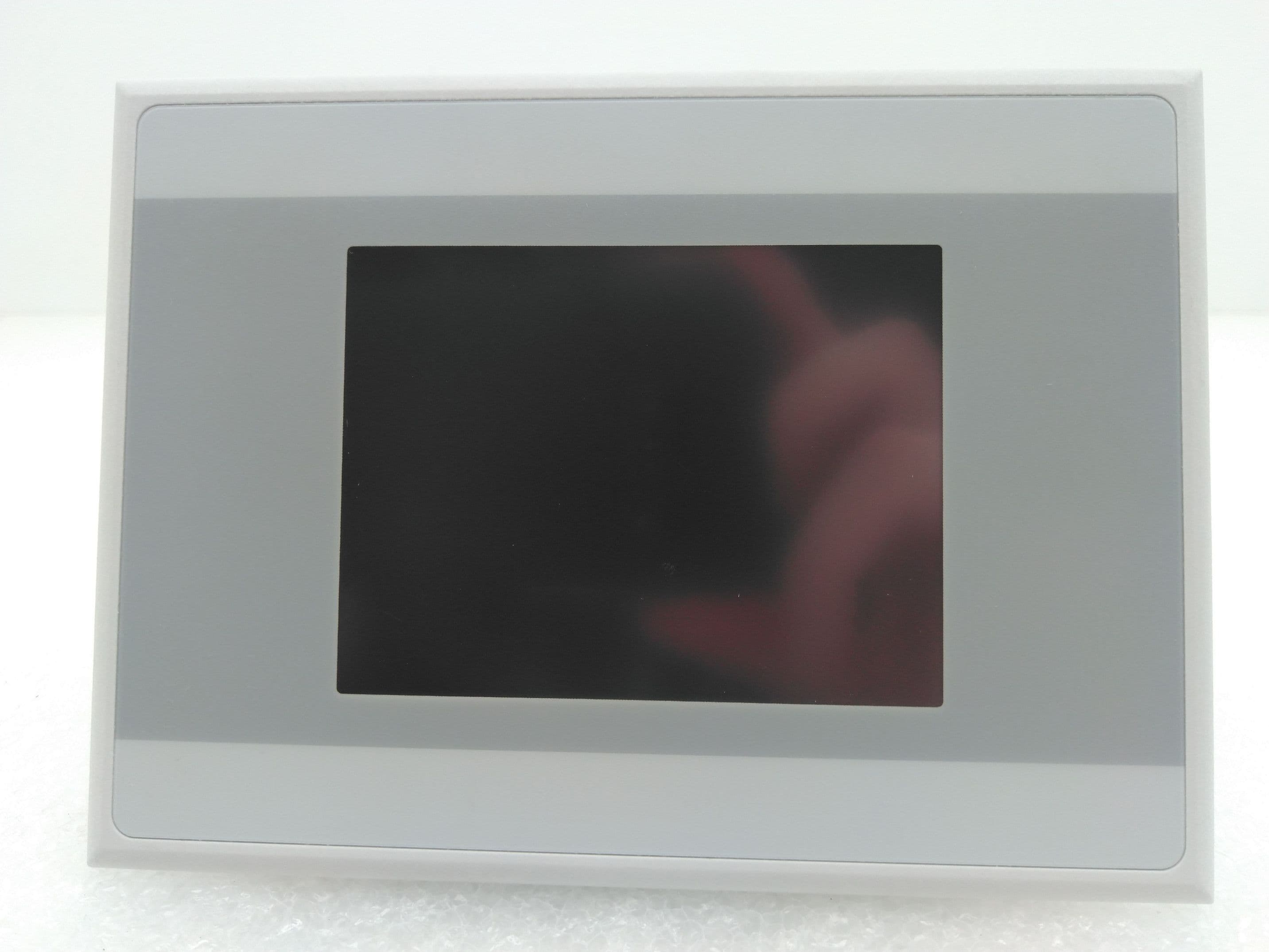 Eaton XV-102-B4-35TQRF-10 17859 Ver.3 Human Machine Interface 3.5” 24V 0.2A