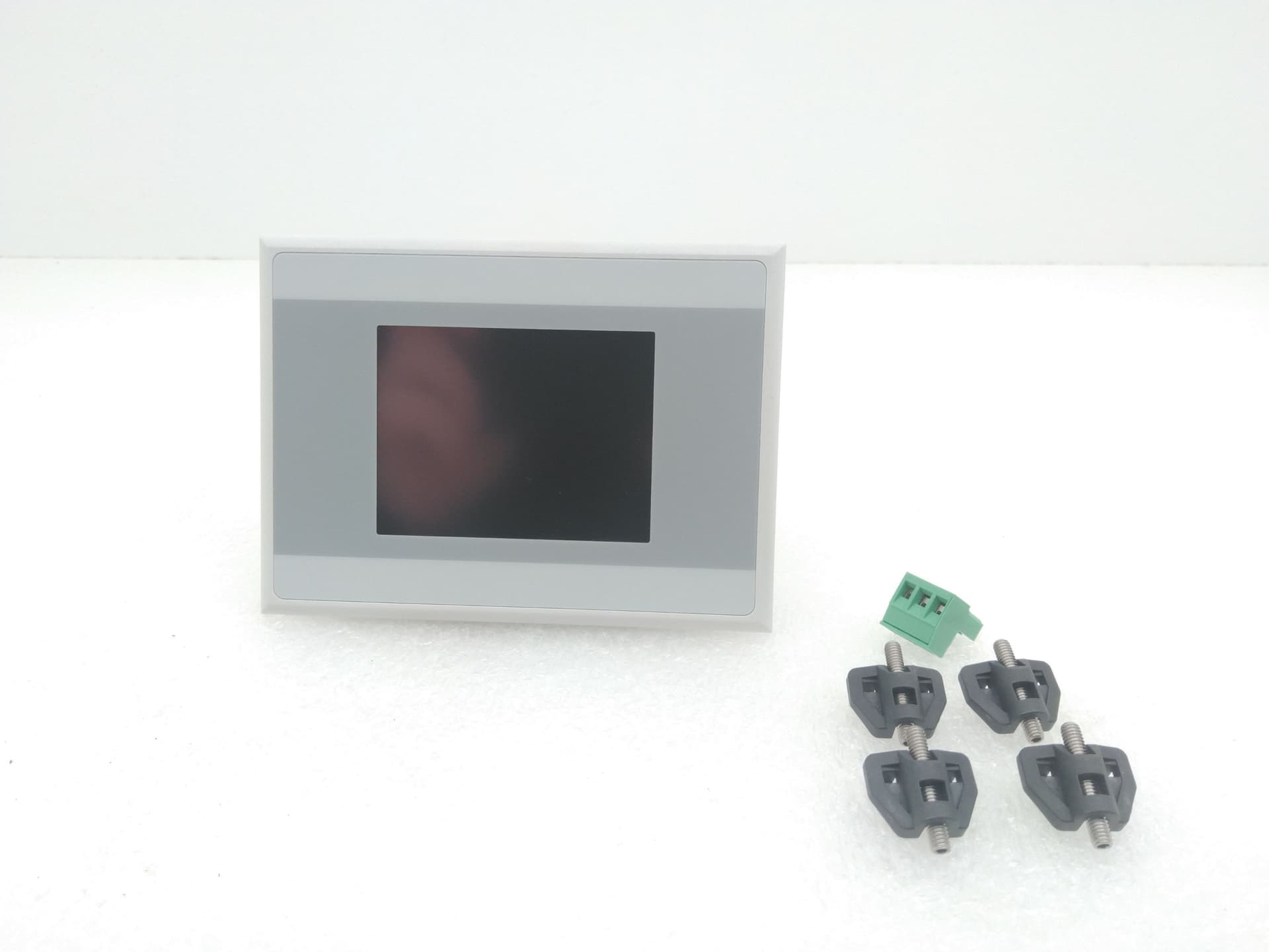 Eaton XV-102-B4-35TQRF-10 17859 Ver.3 Human Machine Interface 3.5” 24V 0.2A