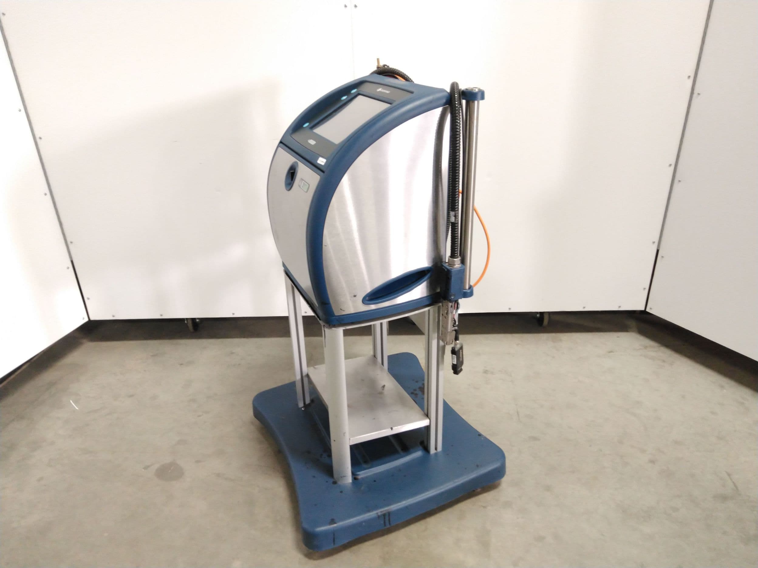Domino A320i Industrial Inkjet Printer