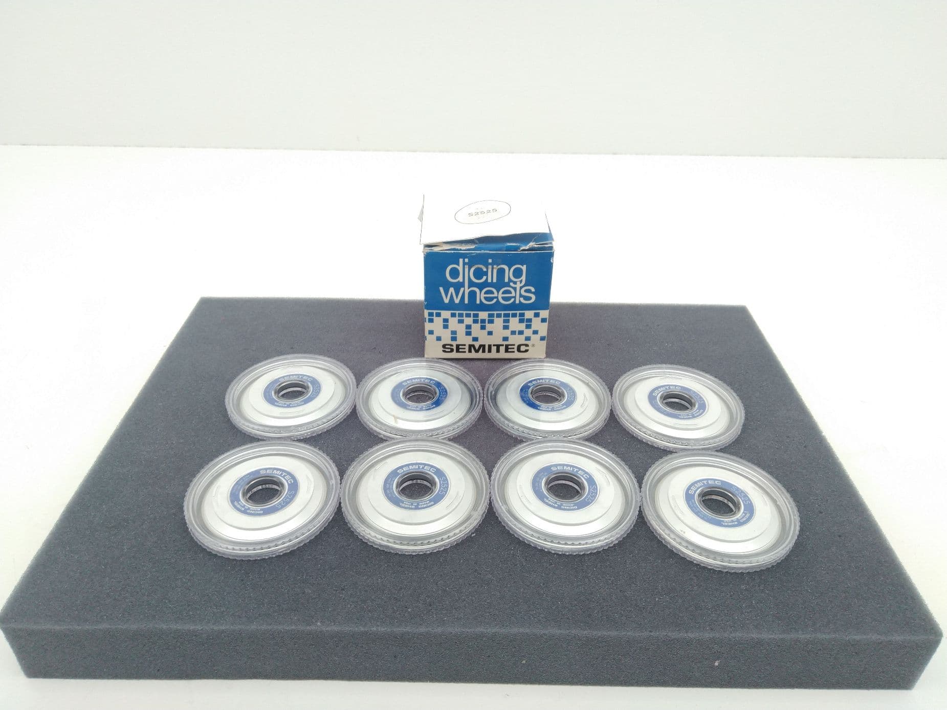 Semitec S2525 Diamond dicing wheel
