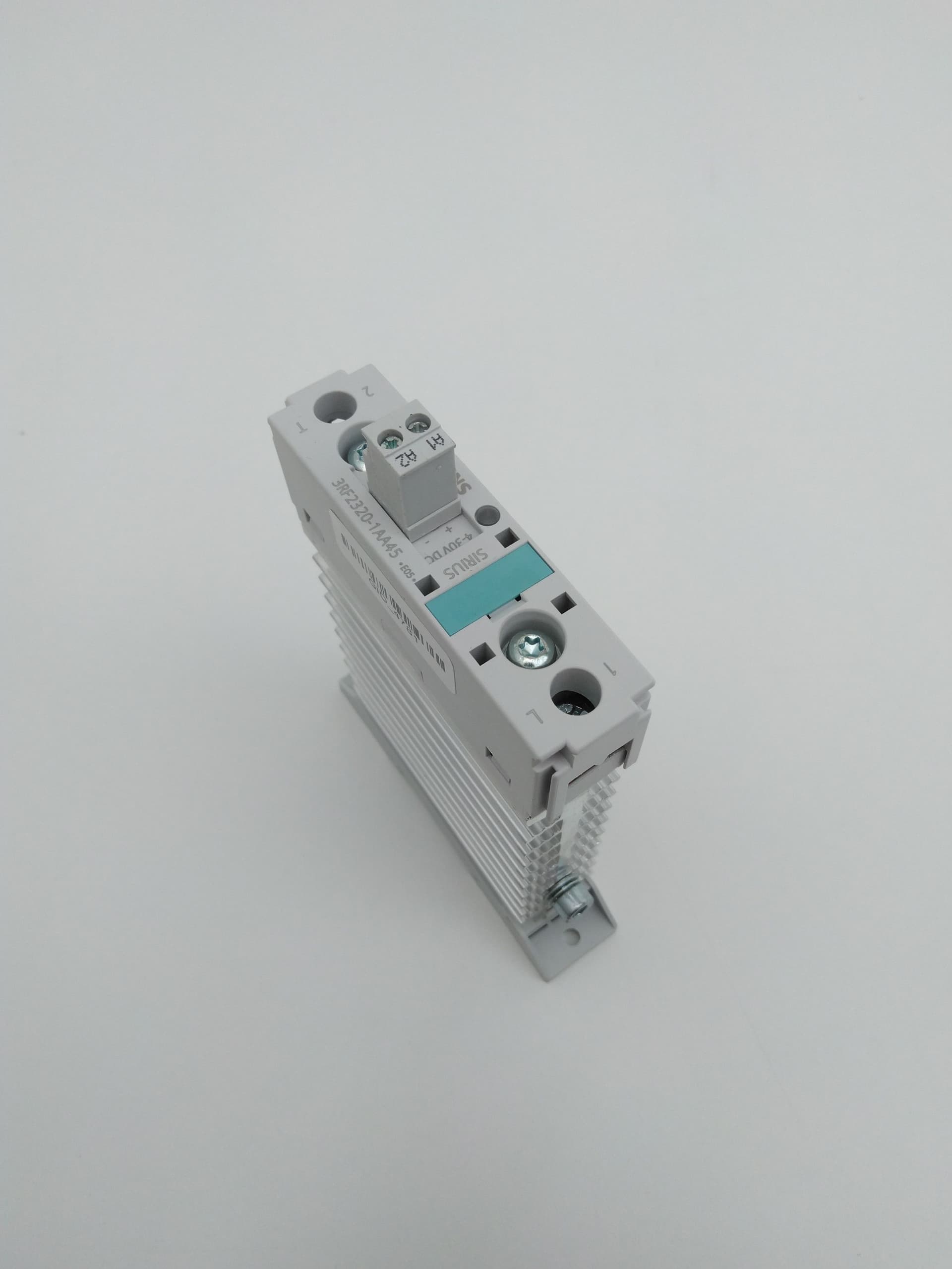 Siemens 3RF2320-1AA45 Solid State Relay, 30VDC, 20A/660V