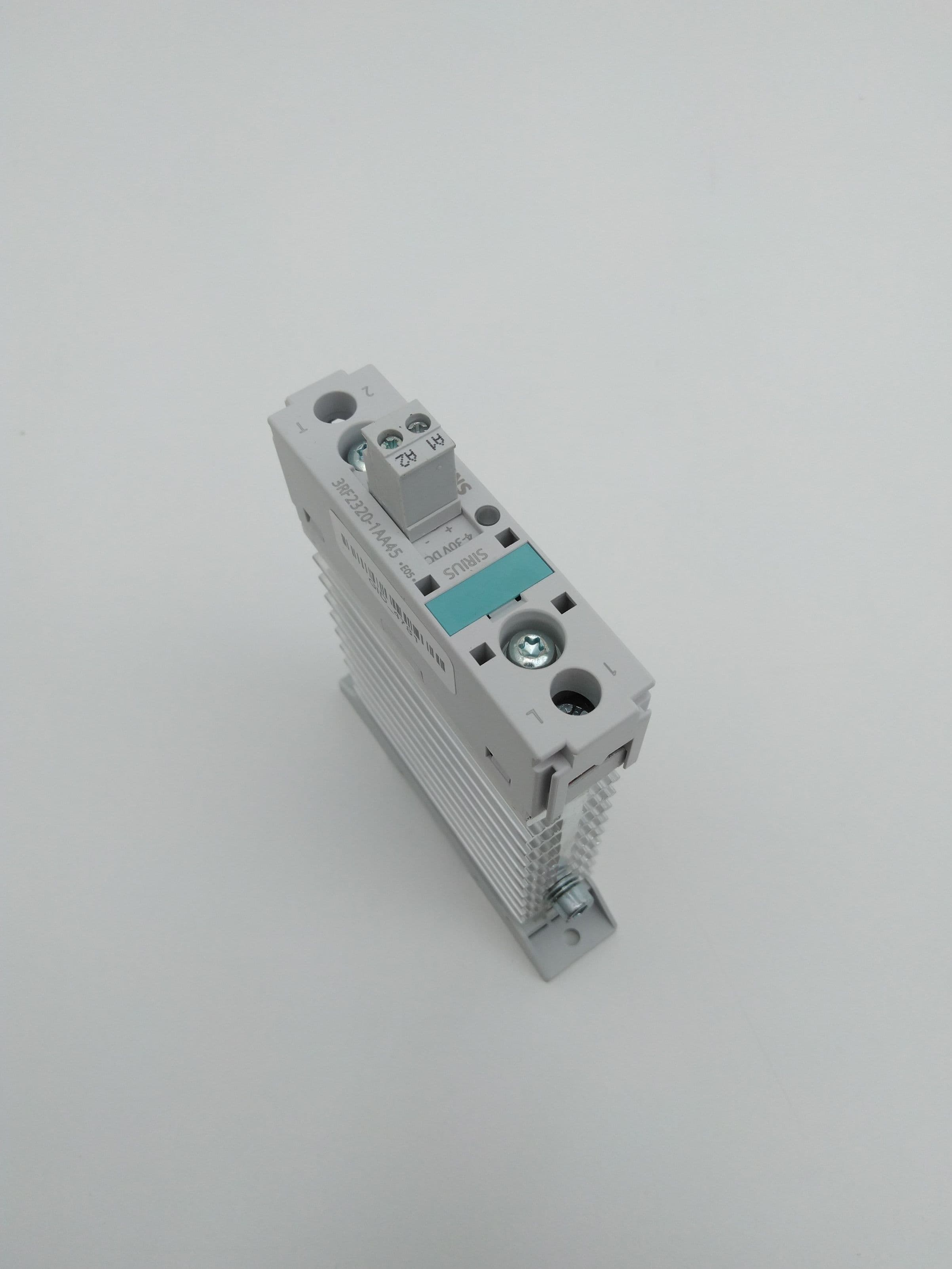 Siemens 3RF2320-1AA45 Solid State Relay, 30VDC, 20A/660V