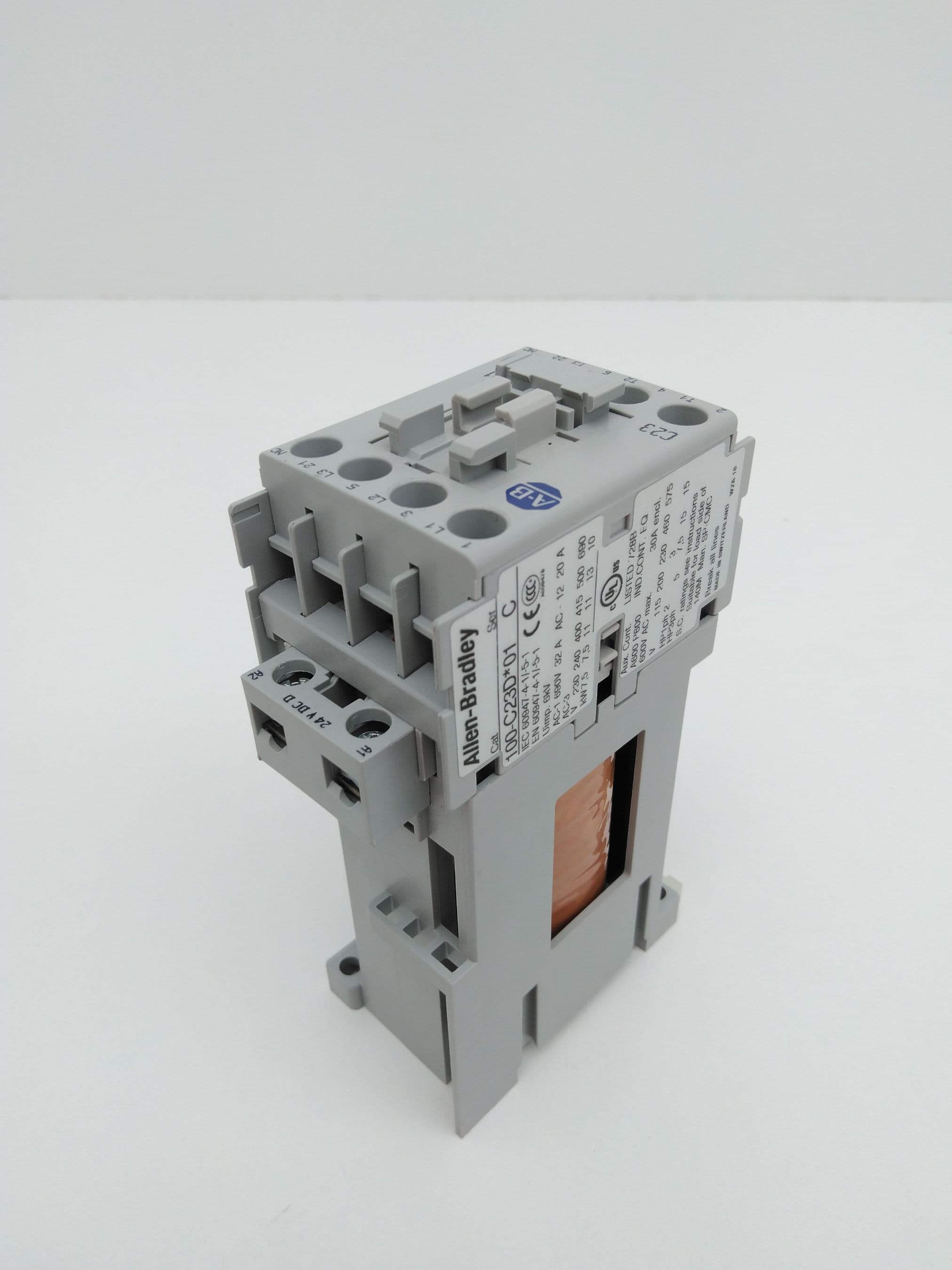 Allen-Bradley 100-C23D*01 Contactor, Ser C, 24VDC Coil