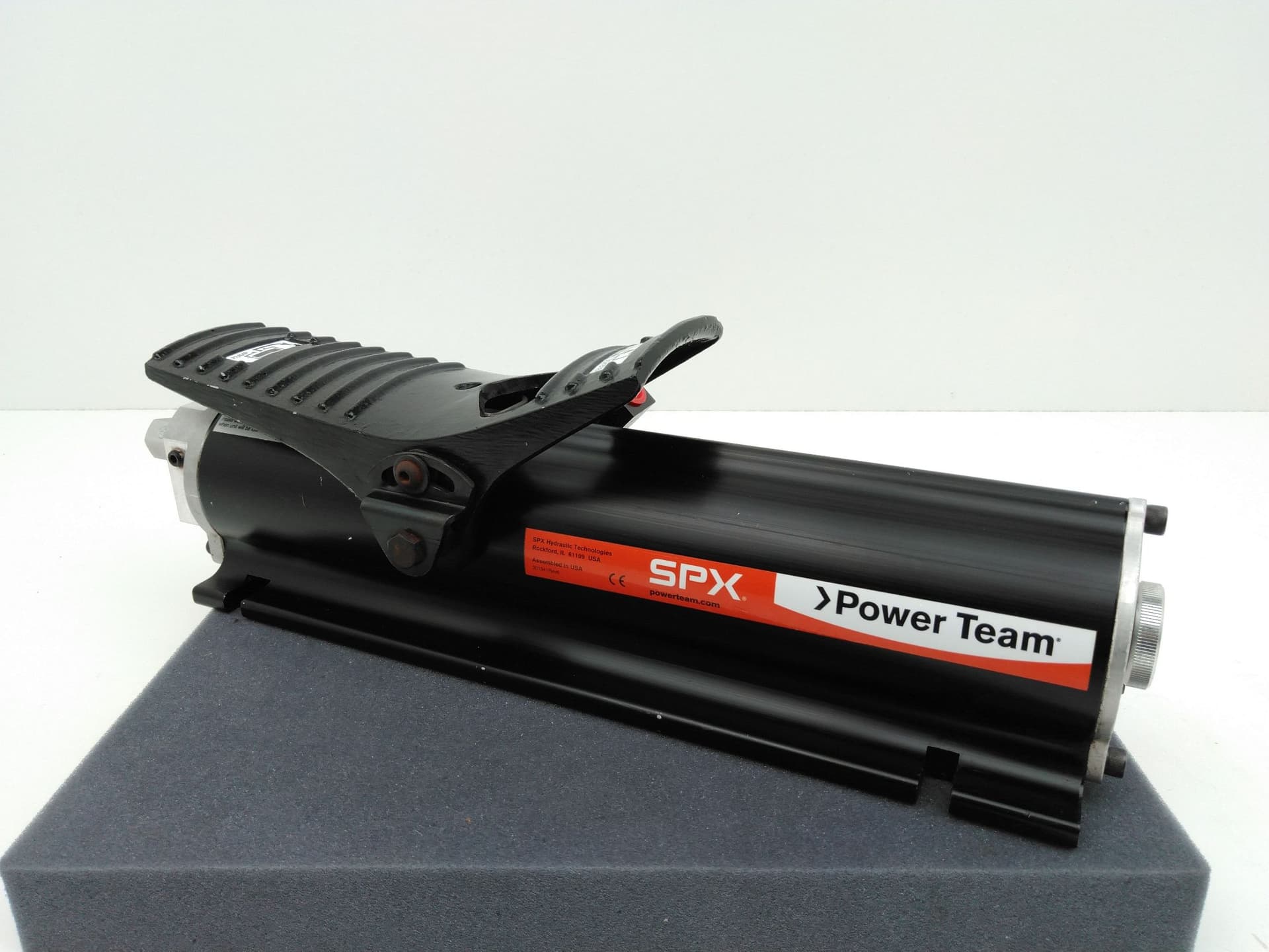 SPX Power Team PA9 Model B Hydraulic Pump, Air-Driven, 10000PSI, 700BAR