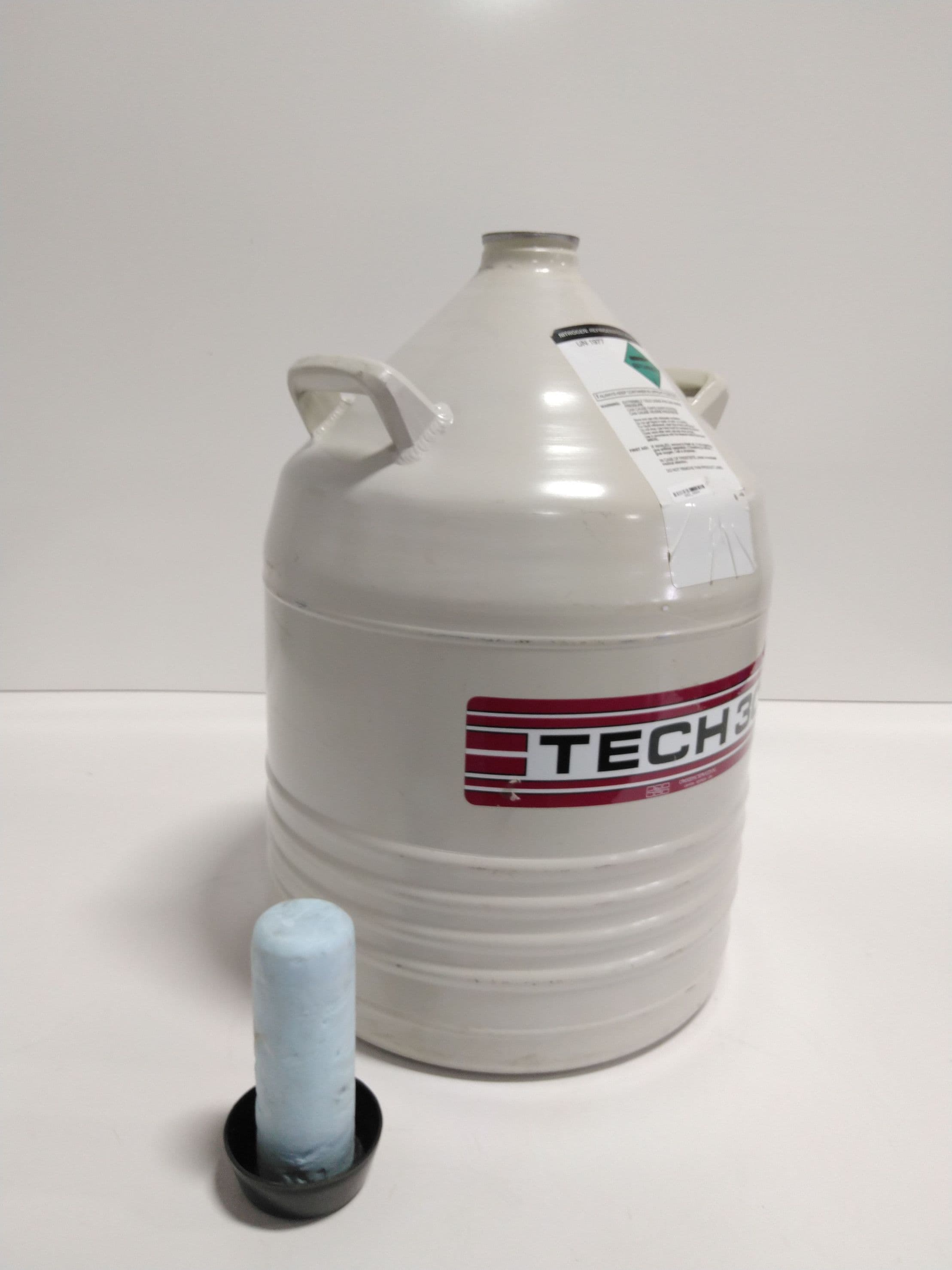 Cryogenic Services Inc. 30 L Cryogenic Dewar, 30 Liter