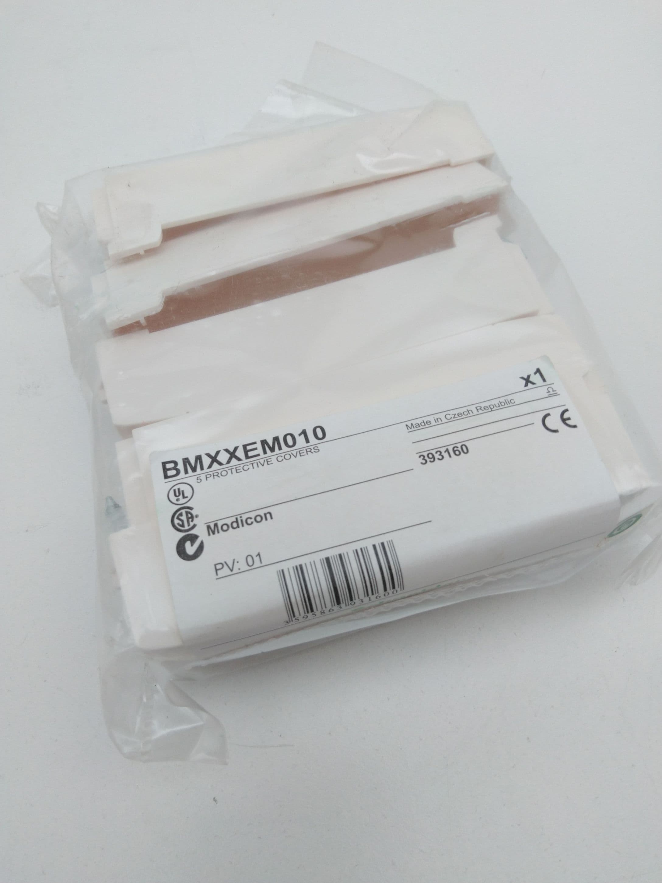 Schneider Electric BMXXEM010 Modicon Pack of 5 Protective Covers