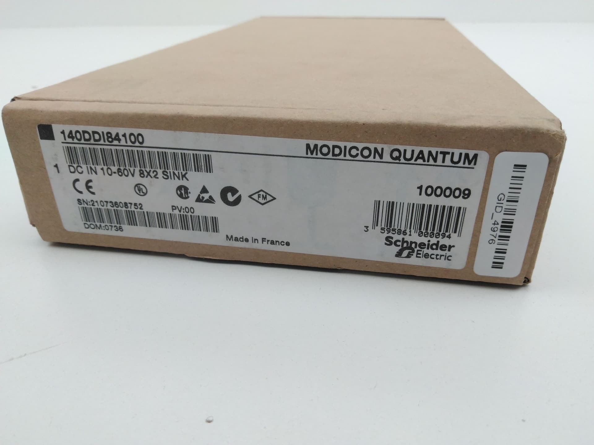 Schneider Electric 140DDI84100 Discrete Input Module, 8X2 Sink, 10-60VDC