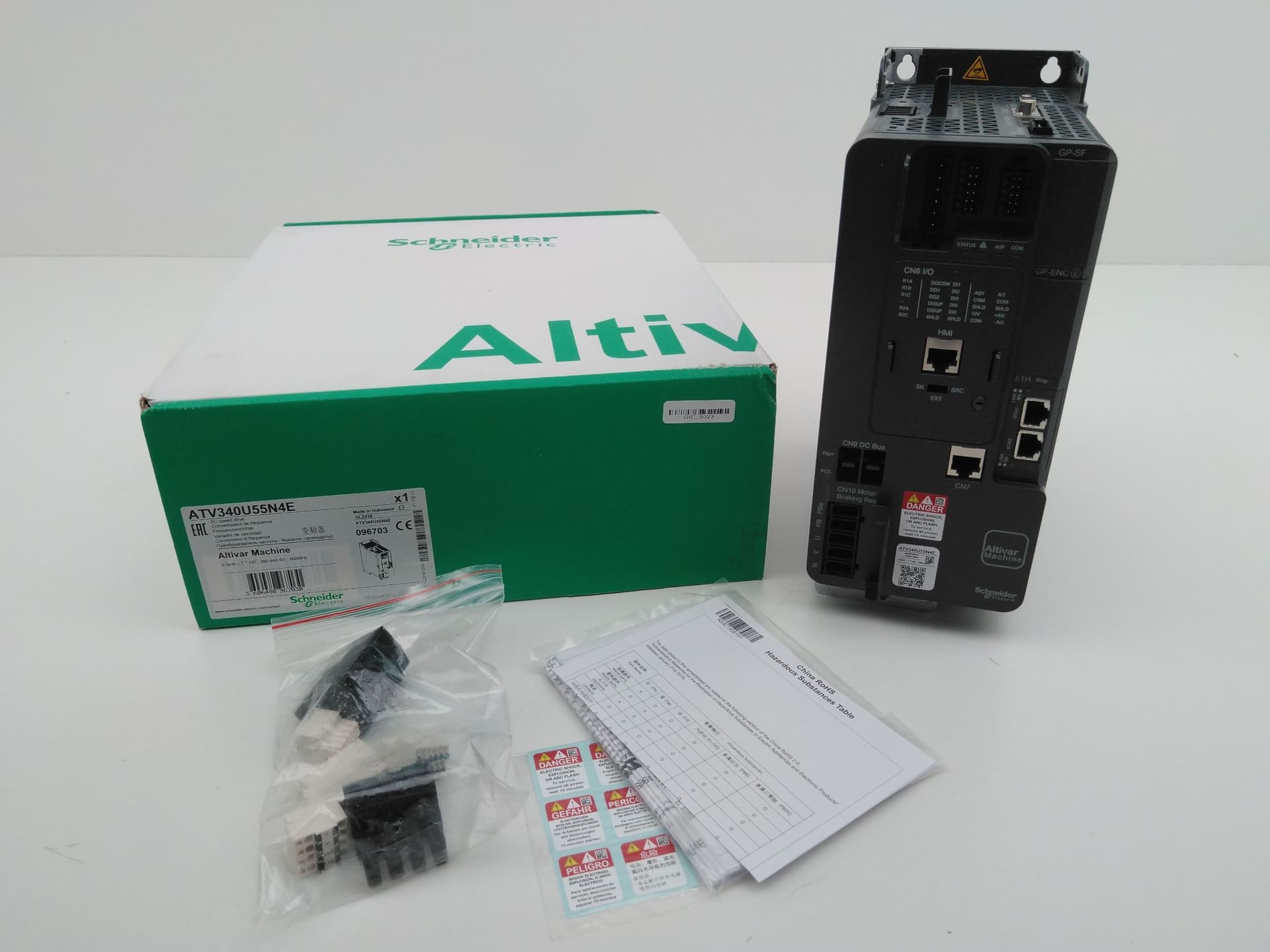 Schneider Electric ATV340U55N4E Altivar Machine Variable AC Speed Drive