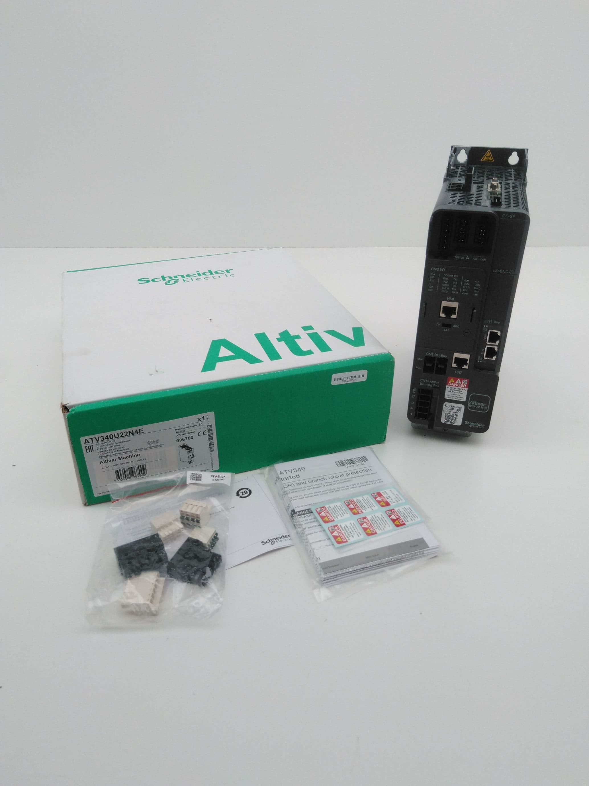 Schneider Electric ATV340U22N4E Altivar Machine Variable AC Speed Drive