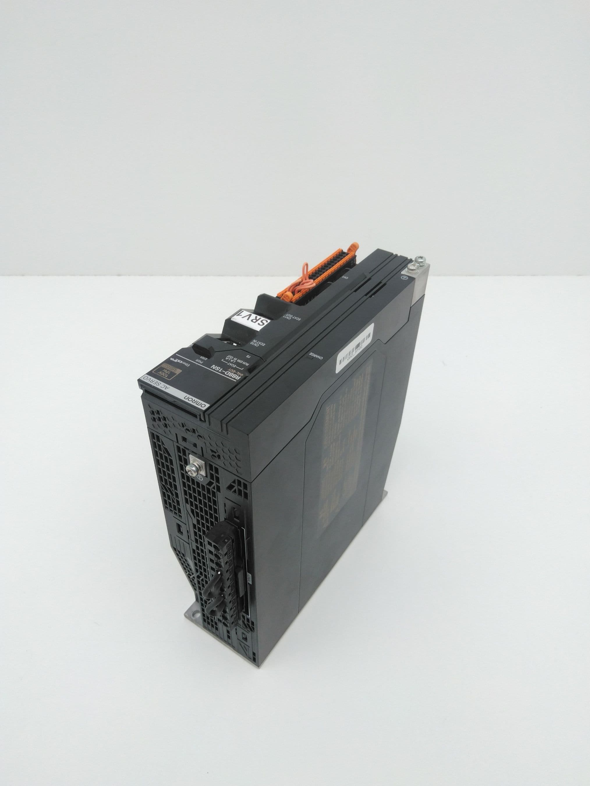 Omron R88D-1SN04L-ECT Servo Drive, Single-Phase, 100-120VAC, 400W