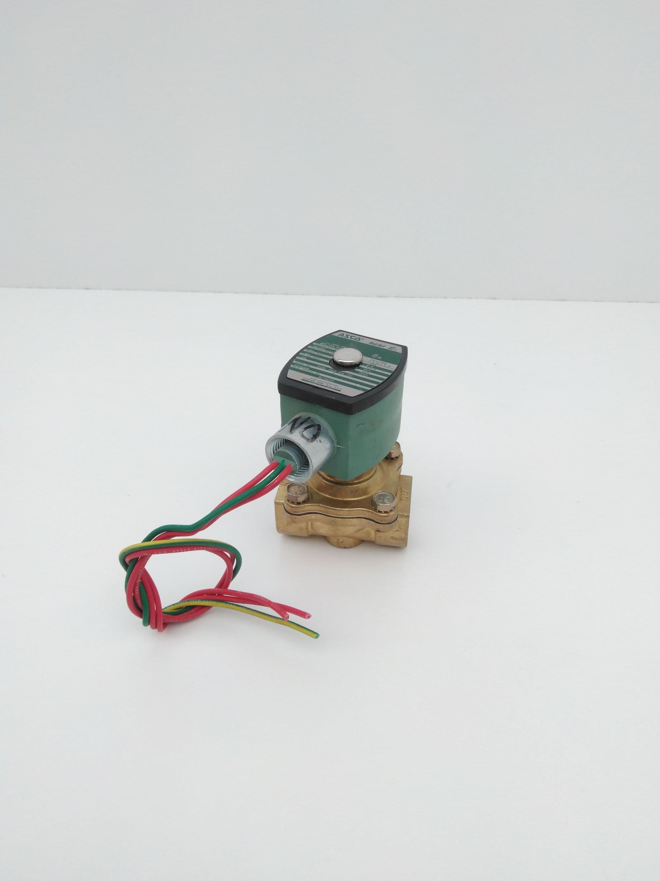 ASCO 8210G35 Solenoid Valve, 2-Way, 3/4"NPT, NO, 125PSI