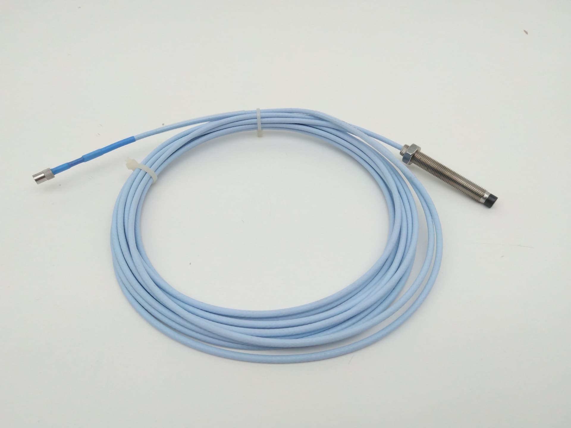 Bently Nevada 330101-00-25-50-02-00 3300 XL 8mm Proximity Probe