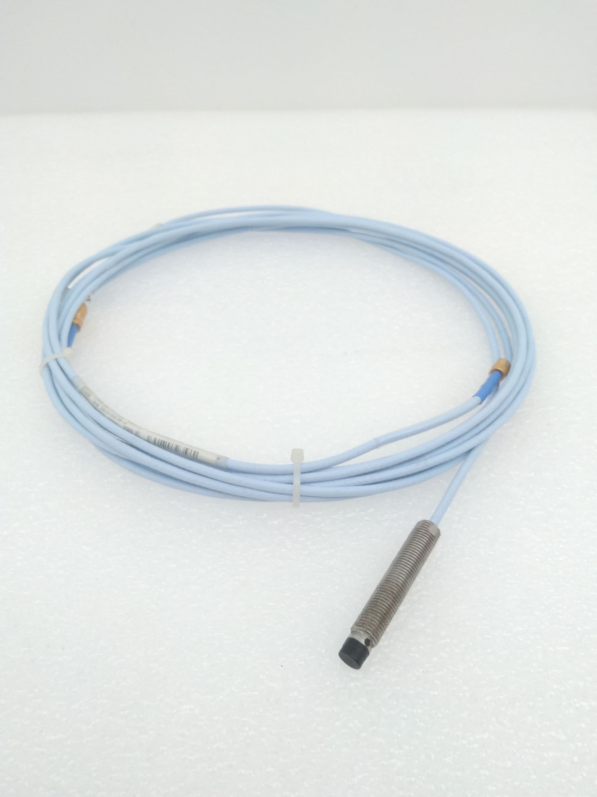 Bently Nevada 330101-00-20-05-02-00 Probe Proximity w/ Extension Cable
