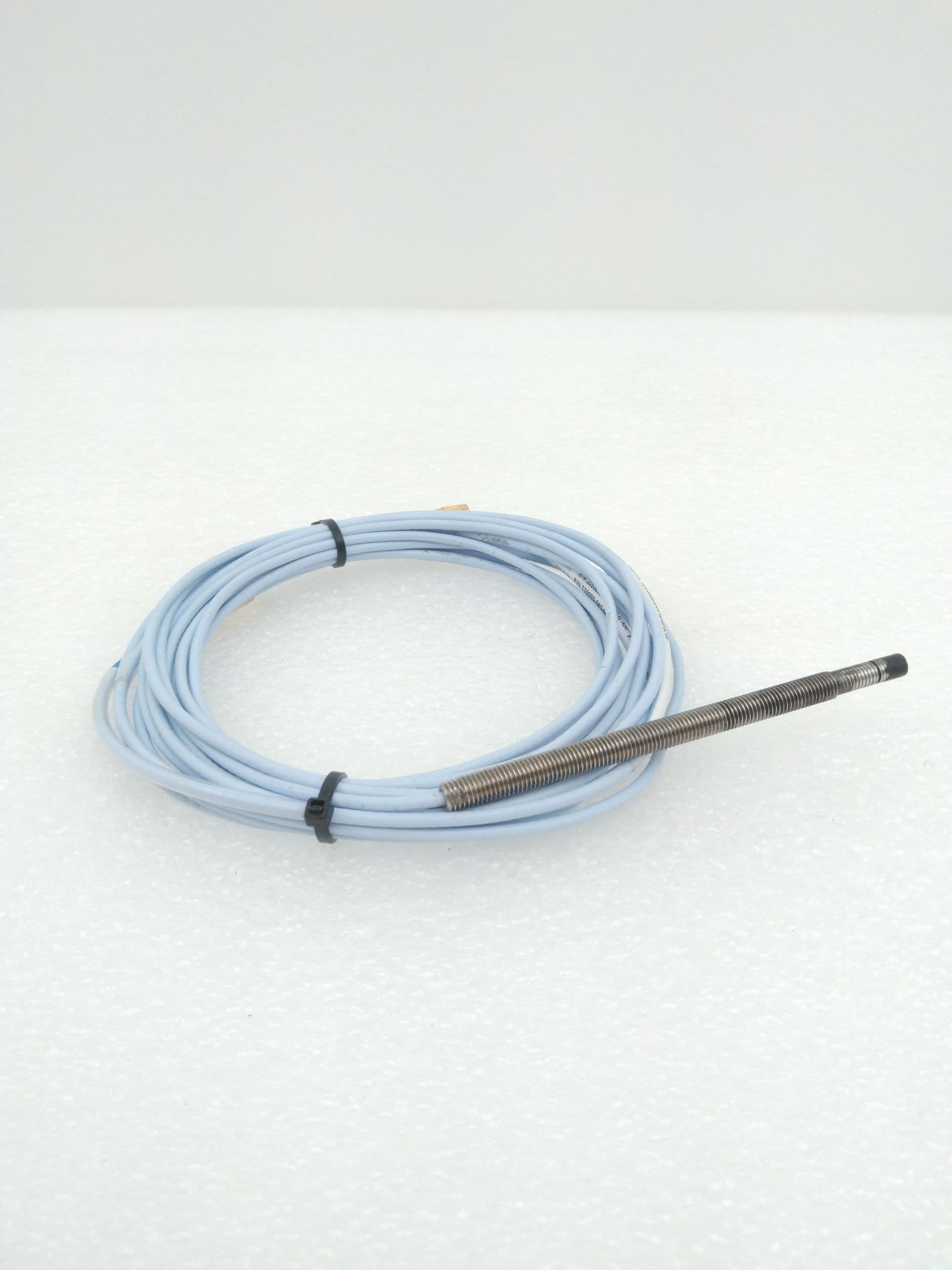 Bently Nevada 330171-04-40-05-02-00 Probe Proximity w/ Extension Cable