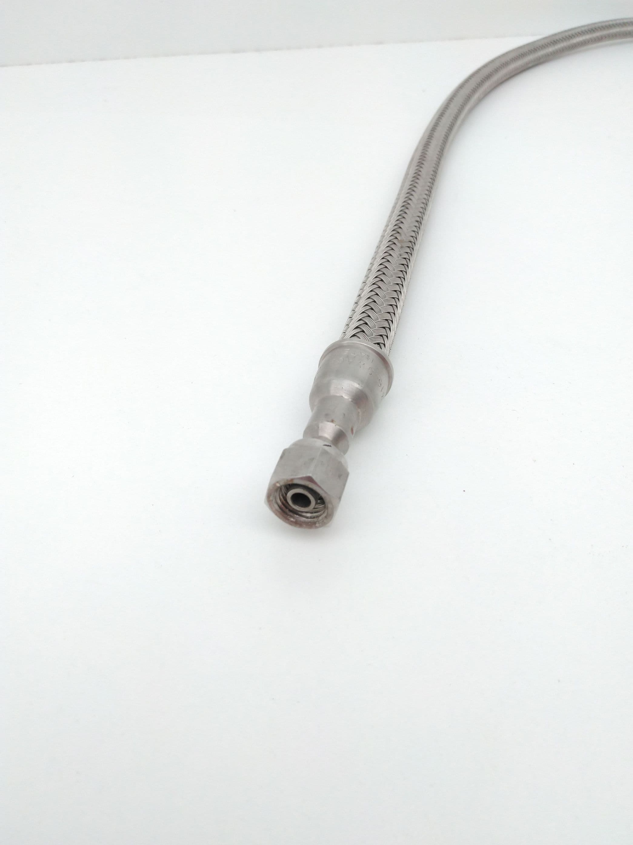 Swagelok SS-FM4SL4PM4-36 Convoluted (FM) Hose 1/4" Tube Fitting x 1/4" Male NPT