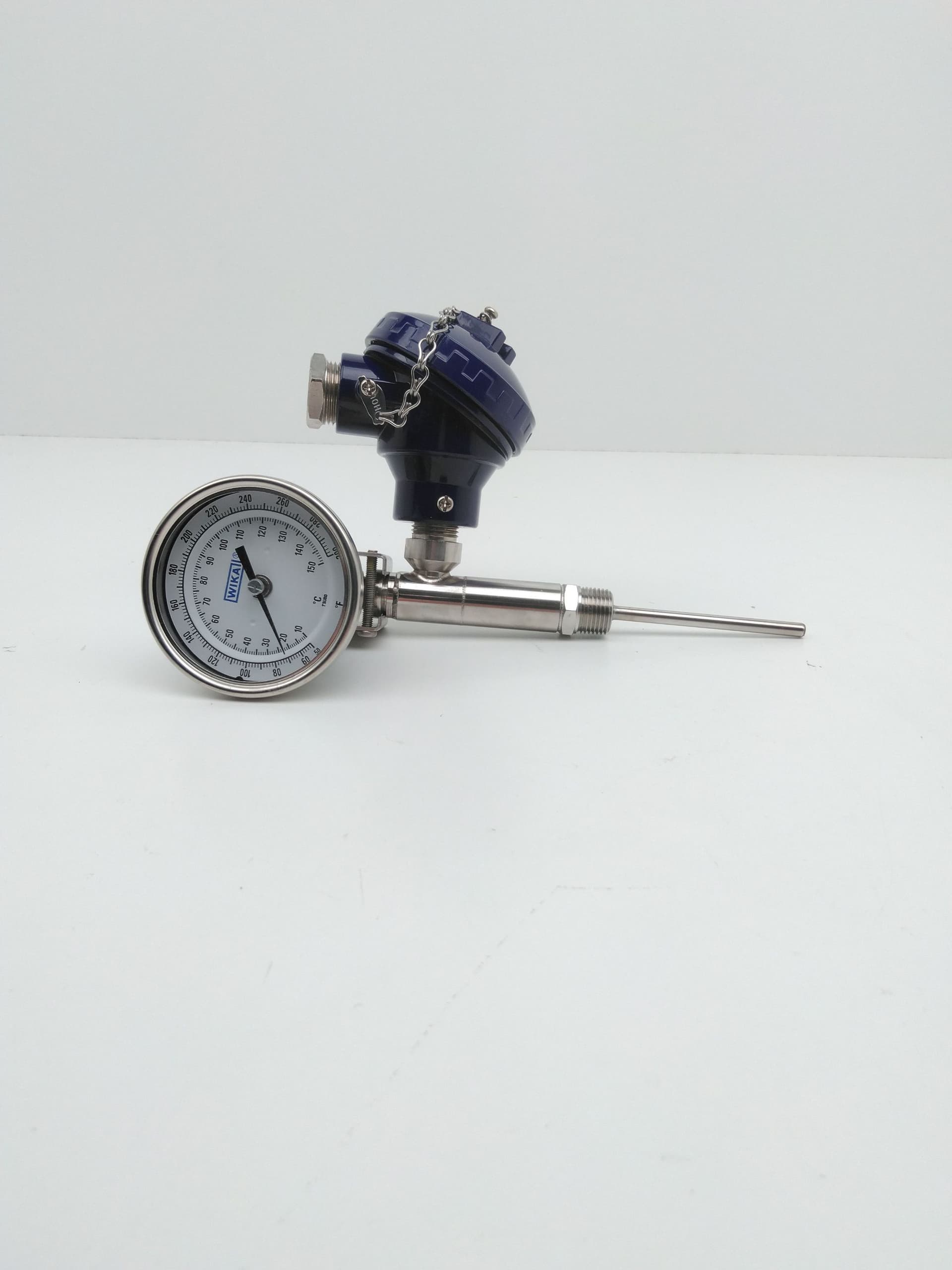 Wika TT.32, T24.10.2P0-Zf Wika Twin-Temp Thermometer/ Transmitter