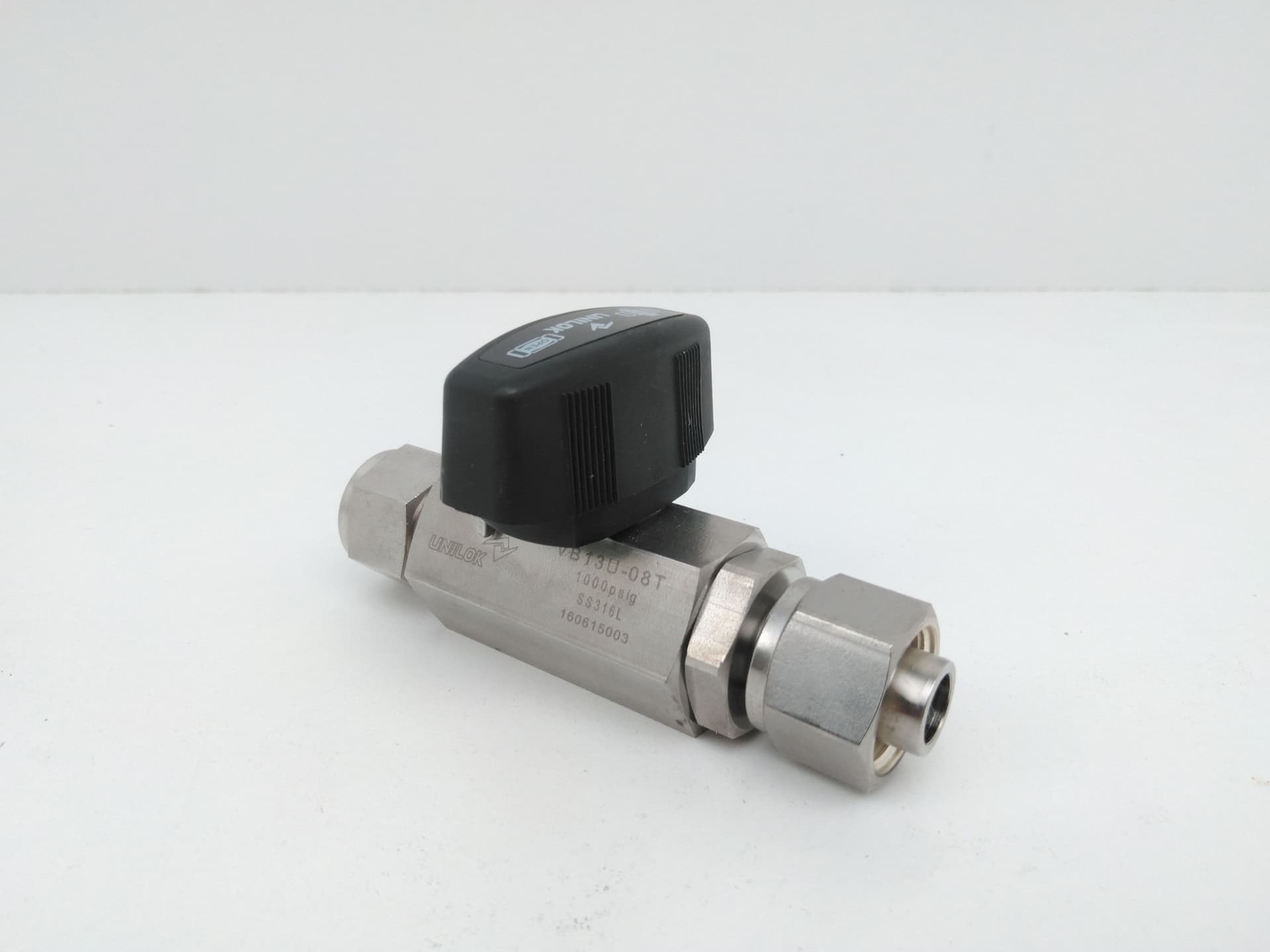 UNILOK VB13U-08T Hex Ball Valve, 1/2" Tube Fitting, 316 SS, PTFE Seat, 1000PSIG