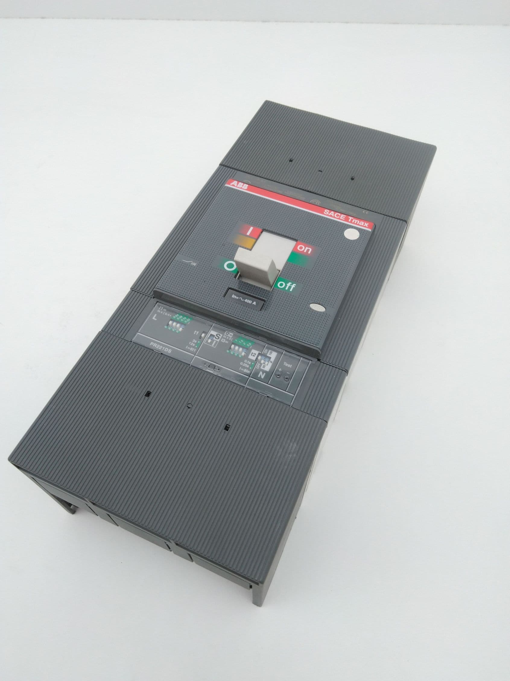 ABB SACE T5N400BW Tmax Thermal Magnetic Circuit Breaker 400A, 3P, 600V