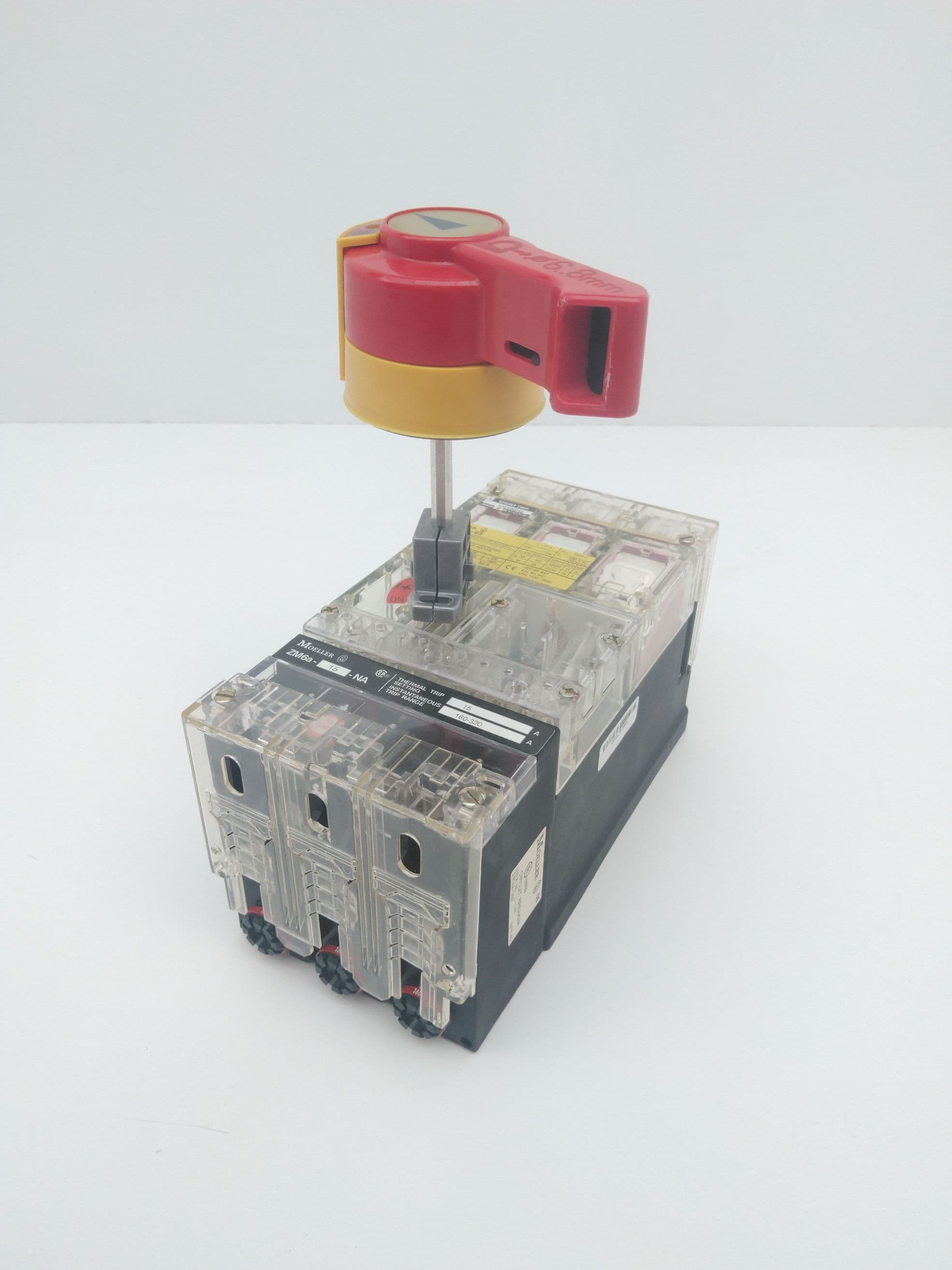 Moeller NZM 6 b-63 / ZM6A-15-NA Circuit Breaker, 15A Trip, 3P, 600V, 63A Frame