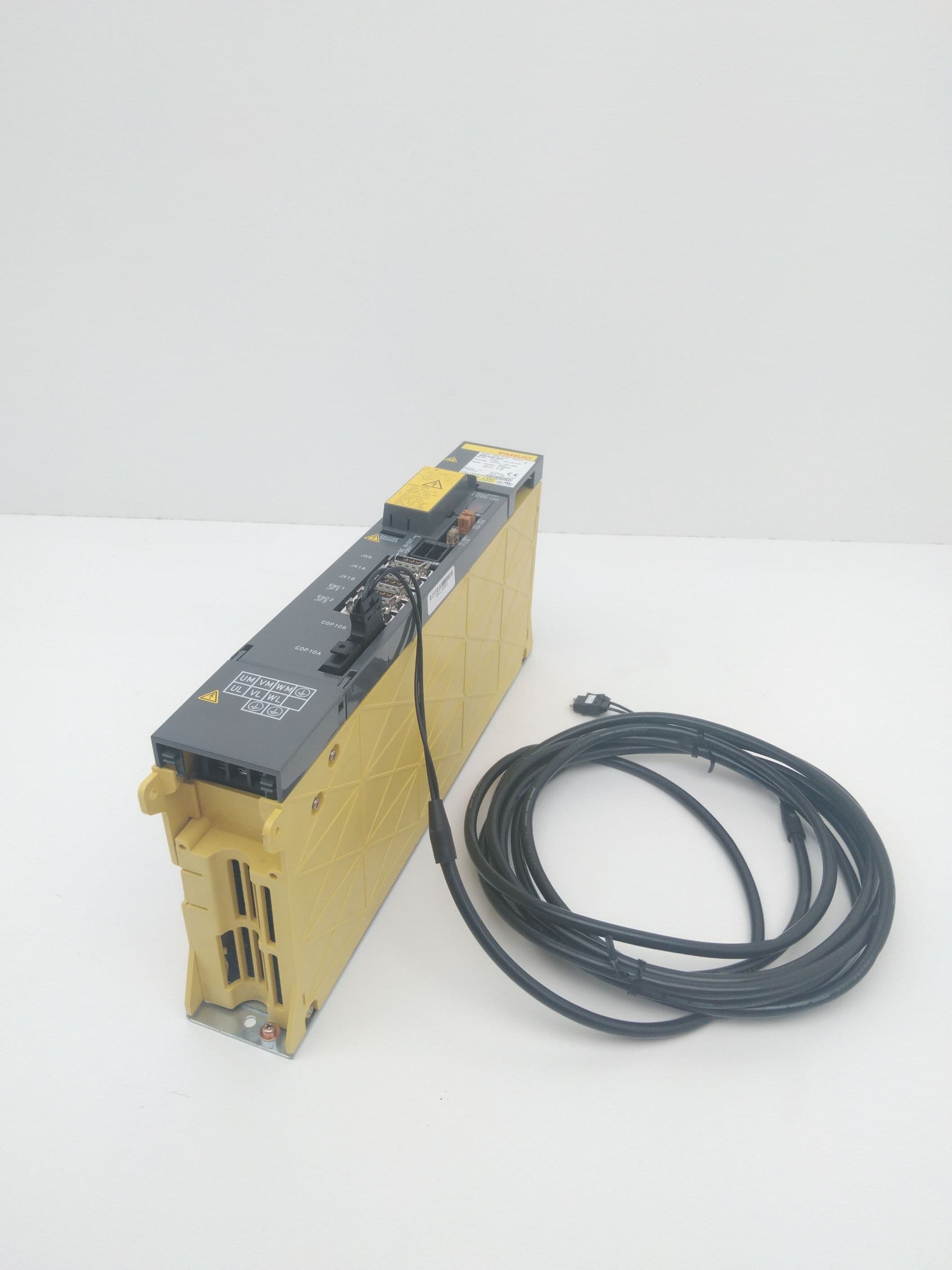 Fanuc A06B-6096-H201 Servo Drive Amplifier Module, A66L-6001-0026 Cable