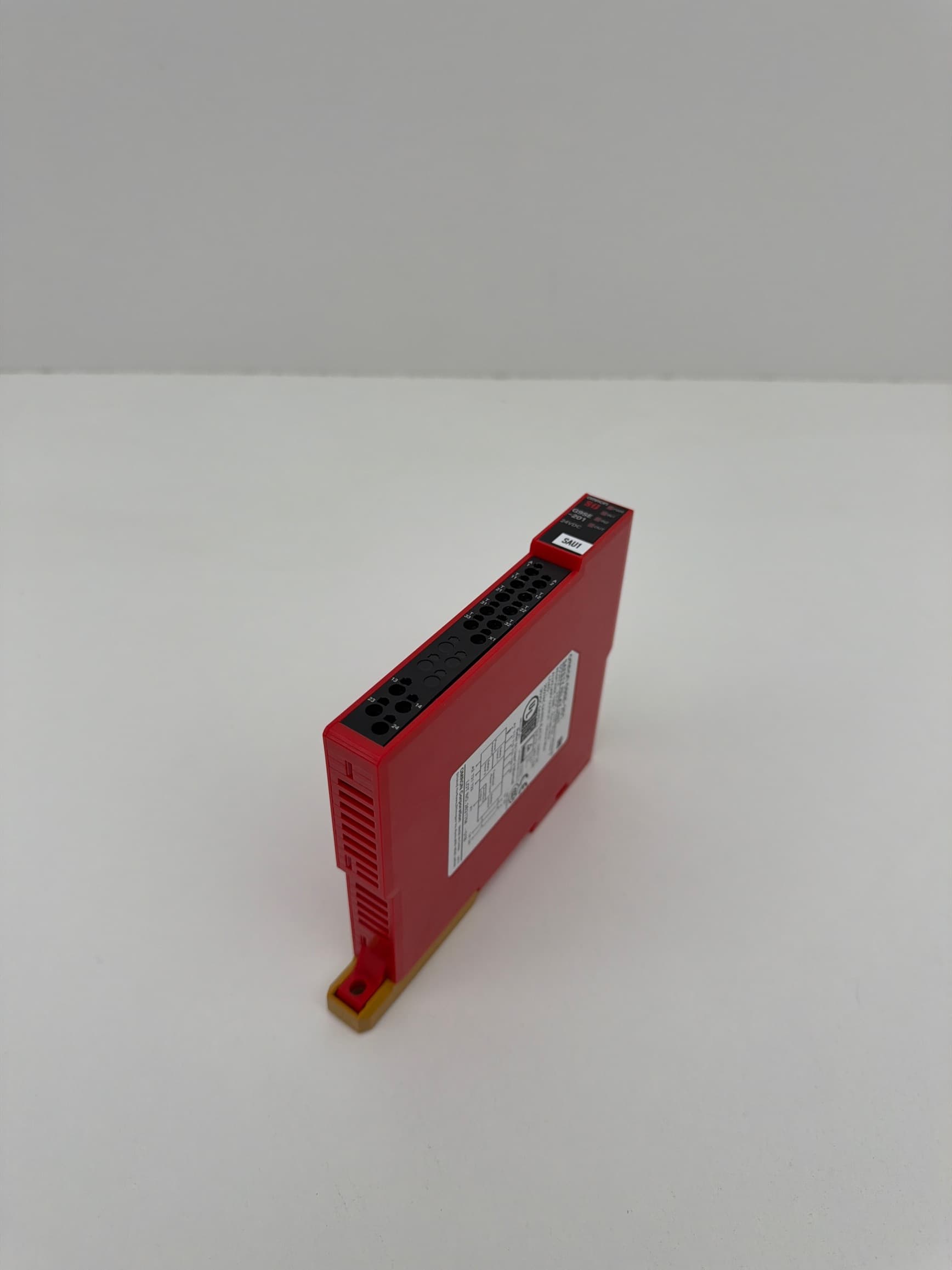 Omron G9SE-201 Safety Relay Unit, 24VDC