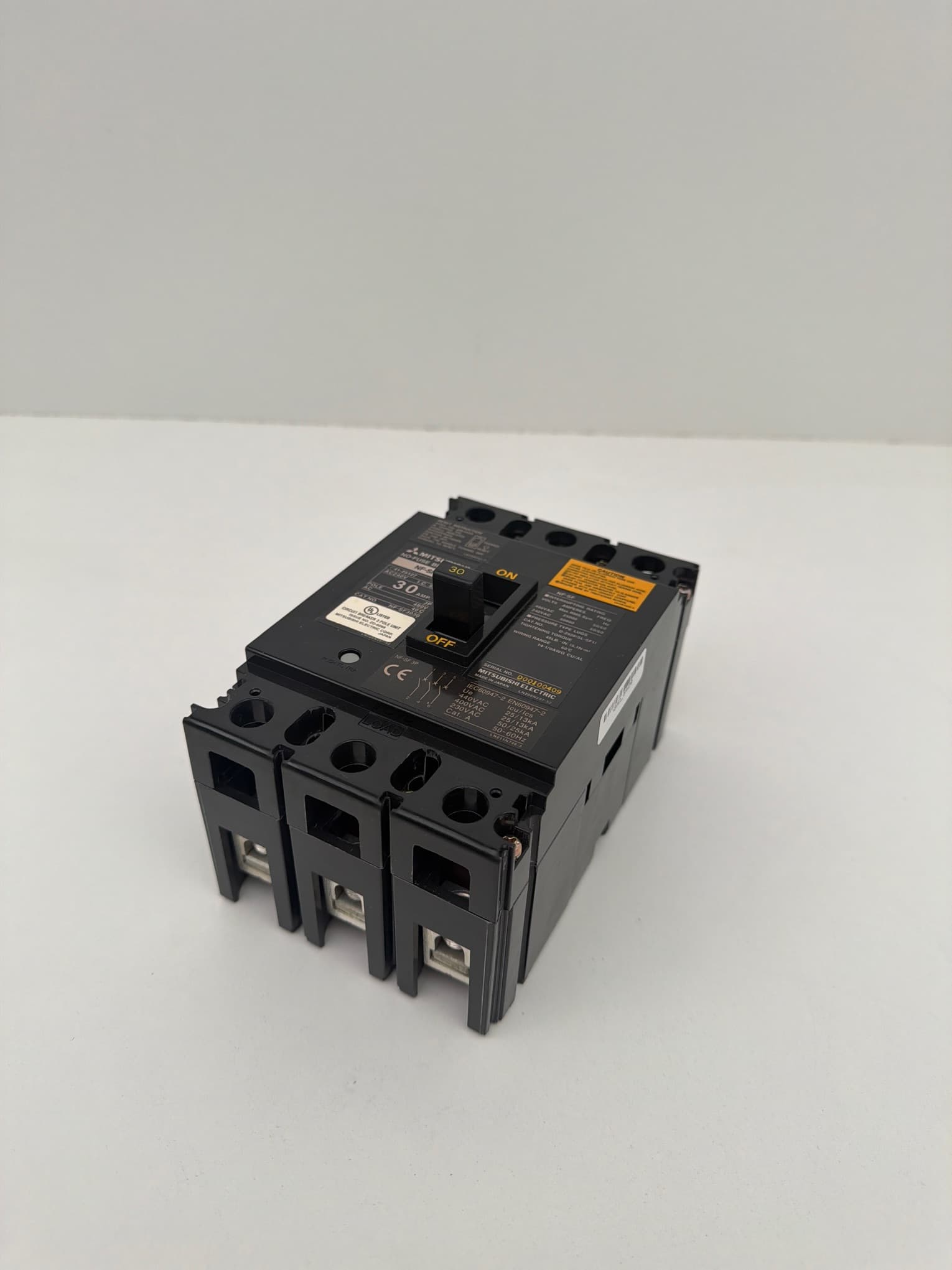 Mitsubishi NF-SF3030 No-Fuse Circuit Breaker, 30A, 3-Pole, 480VAC