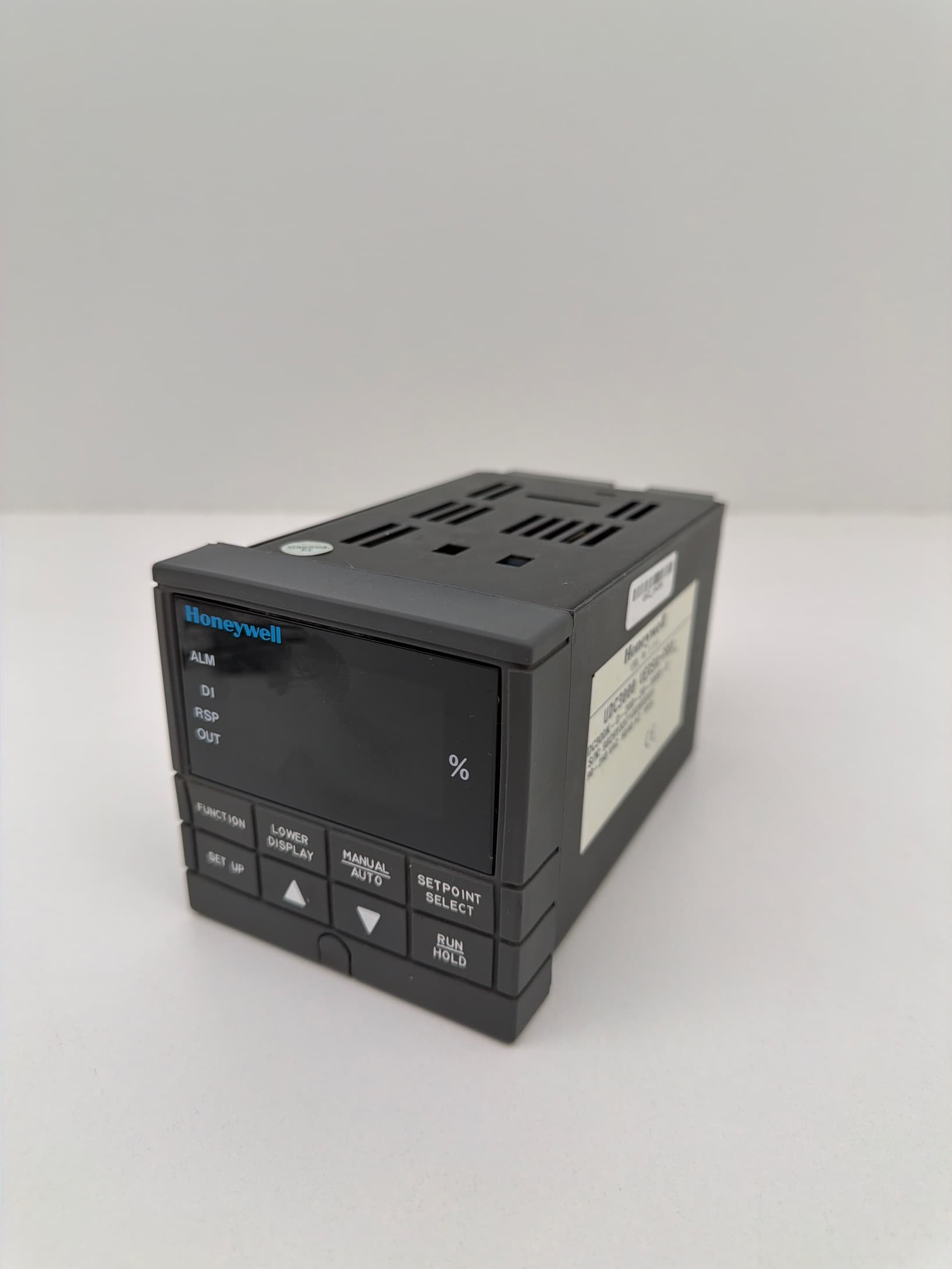 Honeywell DC300K-0-200-20-0000-0 Versa-Pro / UDC3000 Digital Controller