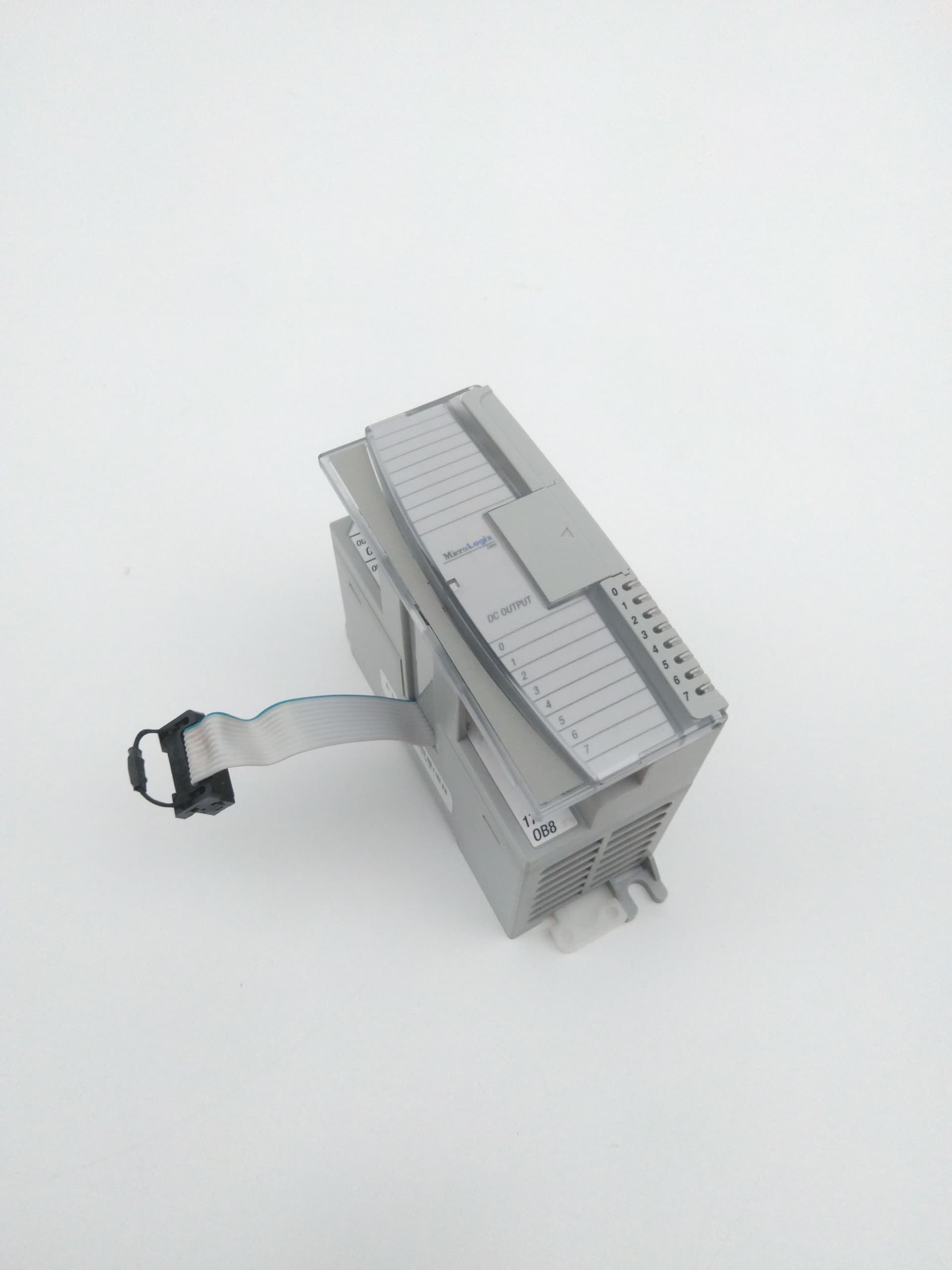 Allen-Bradley 1762-OB8 MicroLogix 8-Point Digital DC Output Module Ser A Rev A
